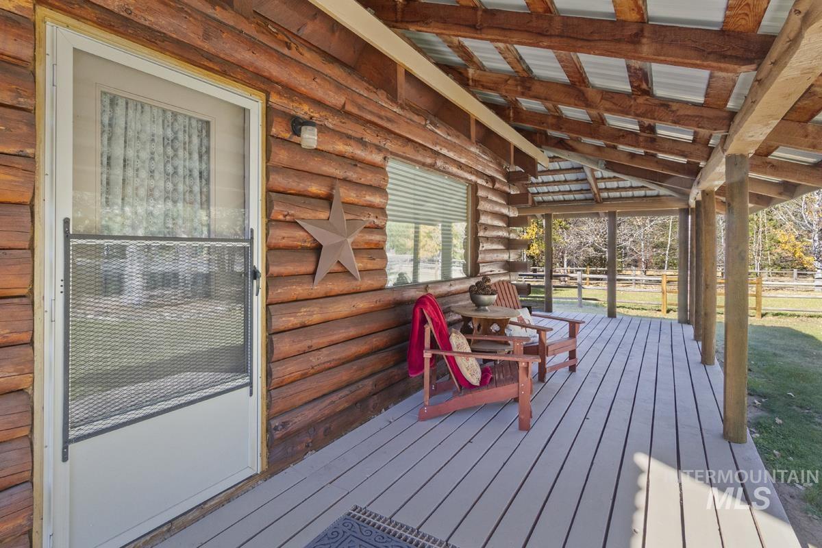 21 Willow Way, Cascade, Idaho 83611, 3 Bedrooms, 2 Bathrooms, Residential For Sale, Price $725,000, 99004428