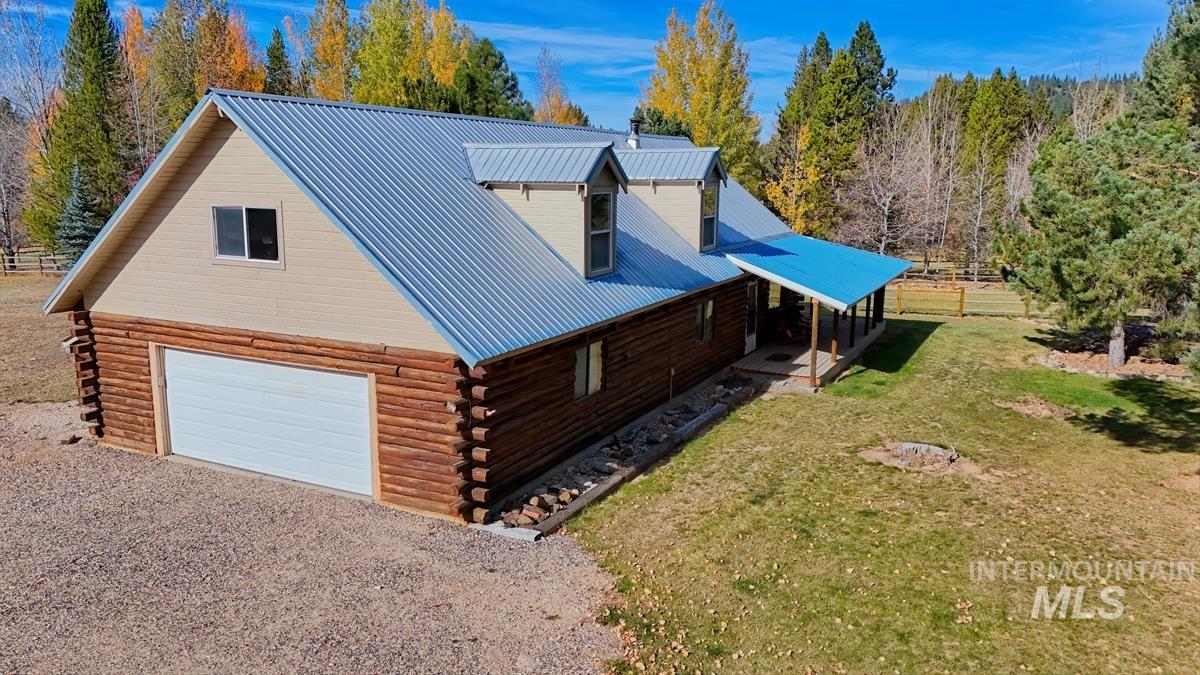 21 Willow Way, Cascade, Idaho 83611, 3 Bedrooms, 2 Bathrooms, Residential For Sale, Price $725,000, 99004428