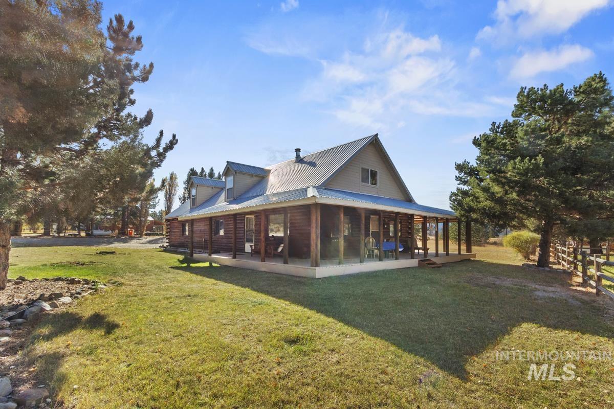 21 Willow Way, Cascade, Idaho 83611, 3 Bedrooms, 2 Bathrooms, Residential For Sale, Price $725,000, 99004428