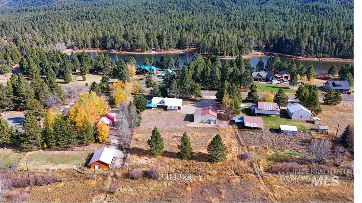 21 Willow Way, Cascade, Idaho 83611, 3 Bedrooms, 2 Bathrooms, Residential For Sale, Price $725,000, 99004428