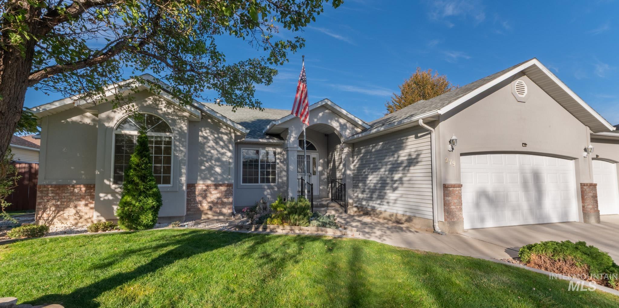 279 Buckingham Drive, Twin Falls, Idaho 83301, 3 Bedrooms, 2 Bathrooms, Residential For Sale, Price $424,000,MLS 99004429