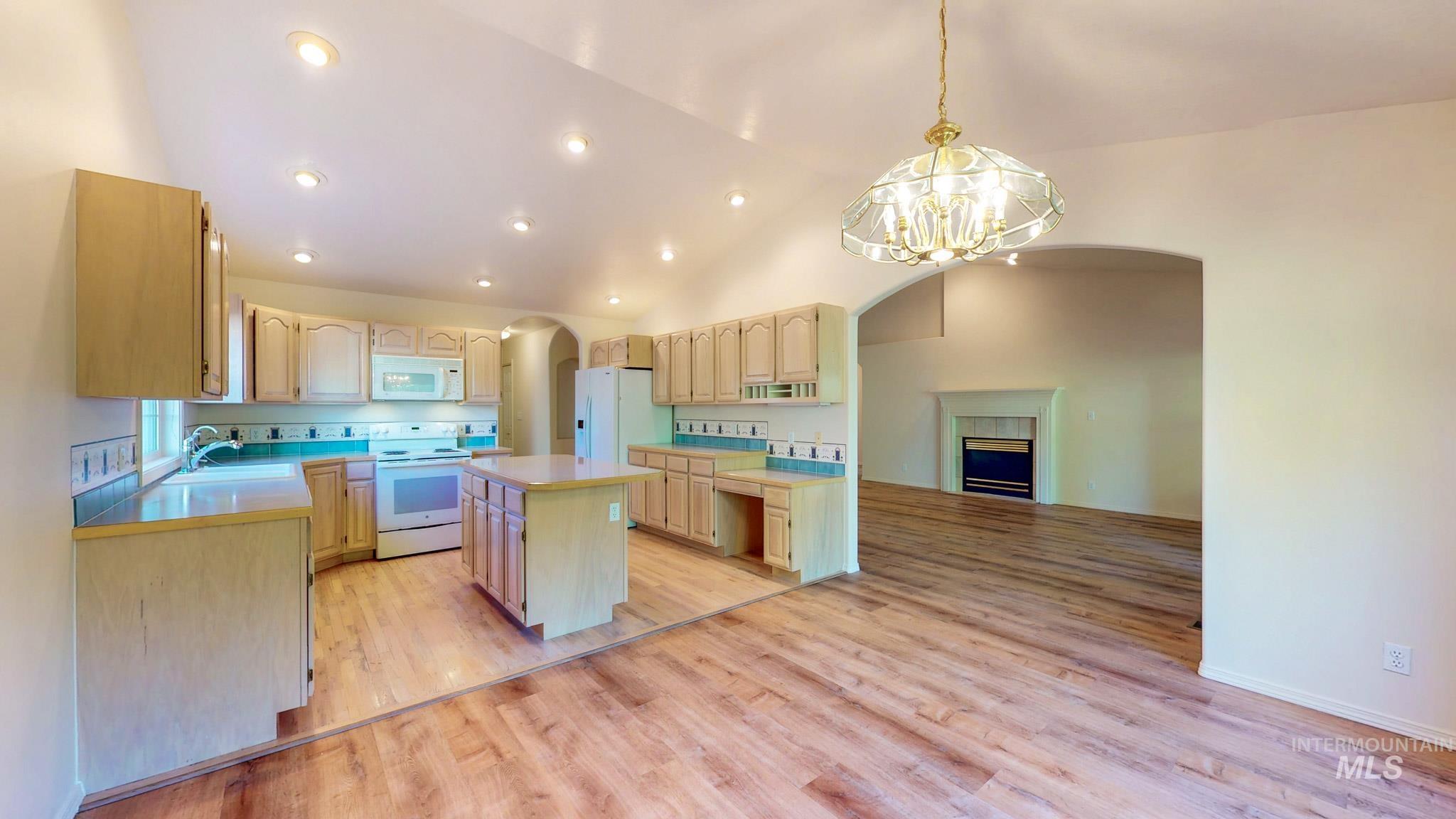 279 Buckingham Drive, Twin Falls, Idaho 83301, 3 Bedrooms, 2 Bathrooms, Residential For Sale, Price $424,000,MLS 99004429