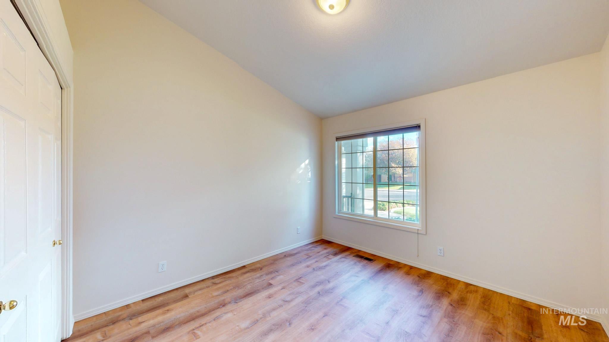 279 Buckingham Drive, Twin Falls, Idaho 83301, 3 Bedrooms, 2 Bathrooms, Residential For Sale, Price $424,000,MLS 99004429