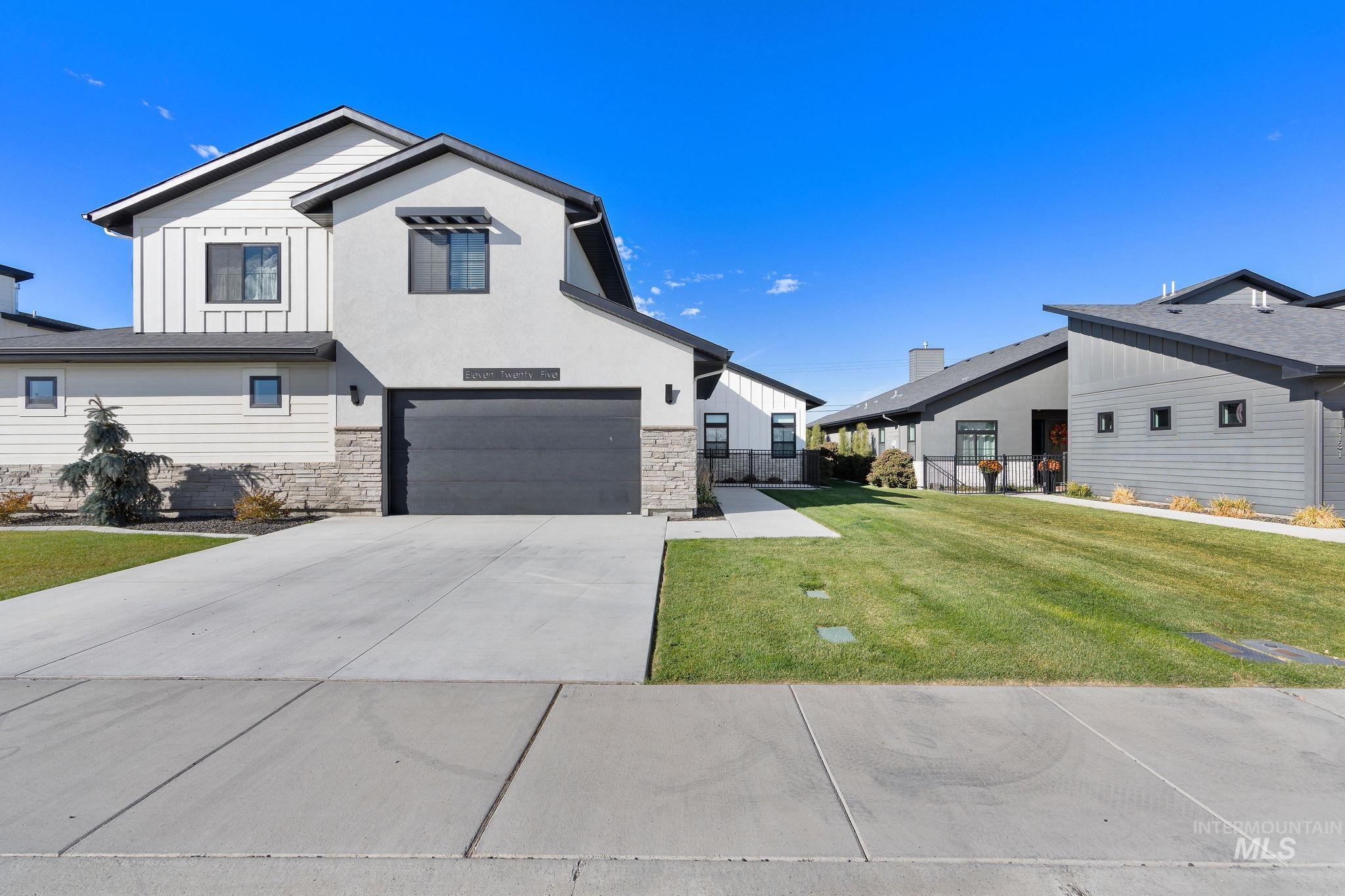 1125 Langford Way, Twin Falls, Idaho 83301, 4 Bedrooms, 3.5 Bathrooms, Residential For Sale, Price $599,900,MLS 99004431