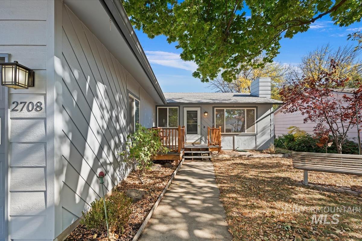 2708 N Ash Park Ln, Boise, Idaho 83704, 3 Bedrooms, 1 Bathroom, Residential For Sale, Price $415,000,MLS 99004434