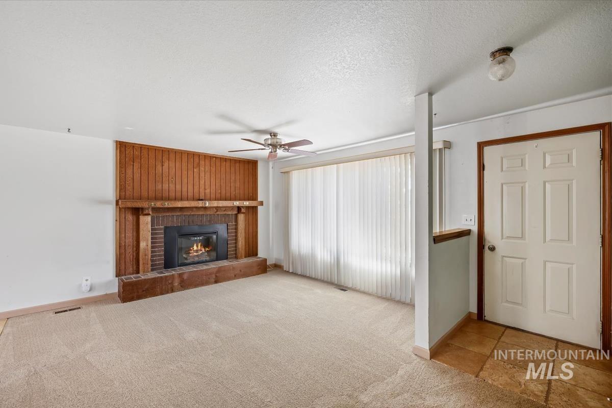 2708 N Ash Park Ln, Boise, Idaho 83704, 3 Bedrooms, 1 Bathroom, Residential For Sale, Price $415,000,MLS 99004434