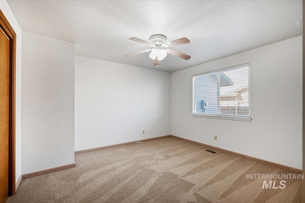 2708 N Ash Park Ln, Boise, Idaho 83704, 3 Bedrooms, 1 Bathroom, Residential For Sale, Price $415,000,MLS 99004434