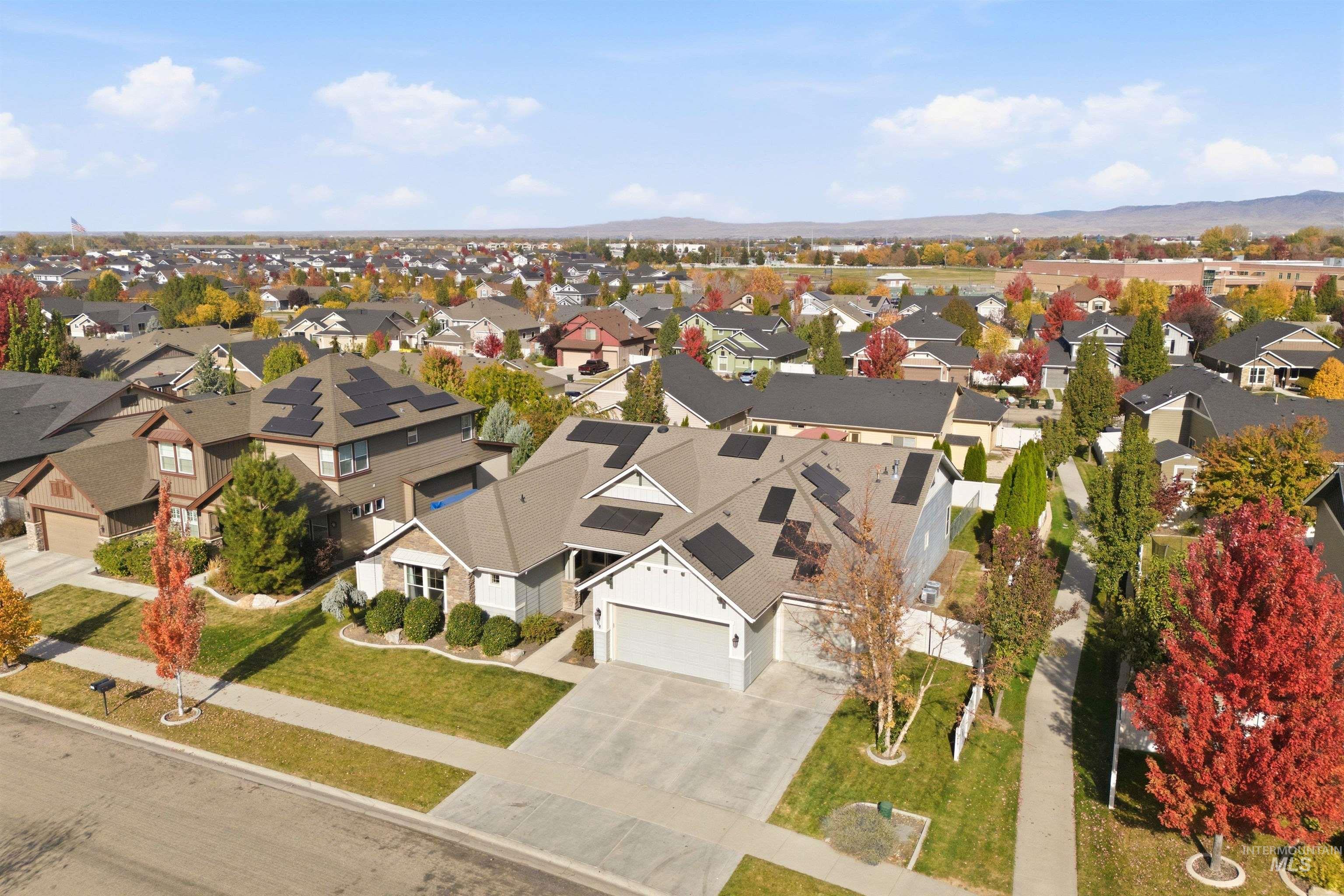 1168 W Karluk River Drive, Meridian, Idaho 83642, 4 Bedrooms, 3 Bathrooms, Residential For Sale, Price $725,000,MLS 99004435