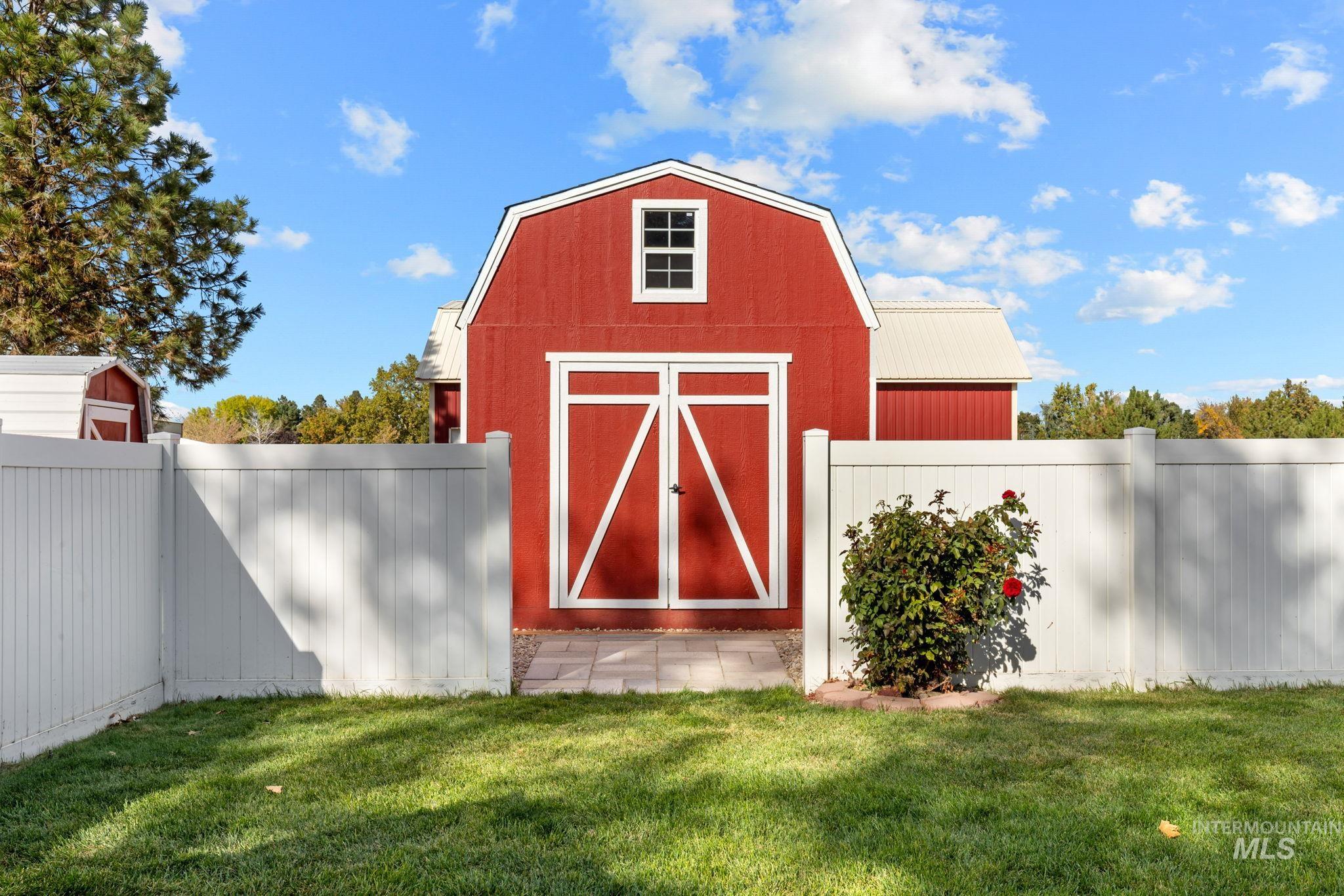 7910 W Stirrup Ave., Boise, Idaho 83709, 3 Bedrooms, 2 Bathrooms, Residential For Sale, Price $730,000,MLS 99004439