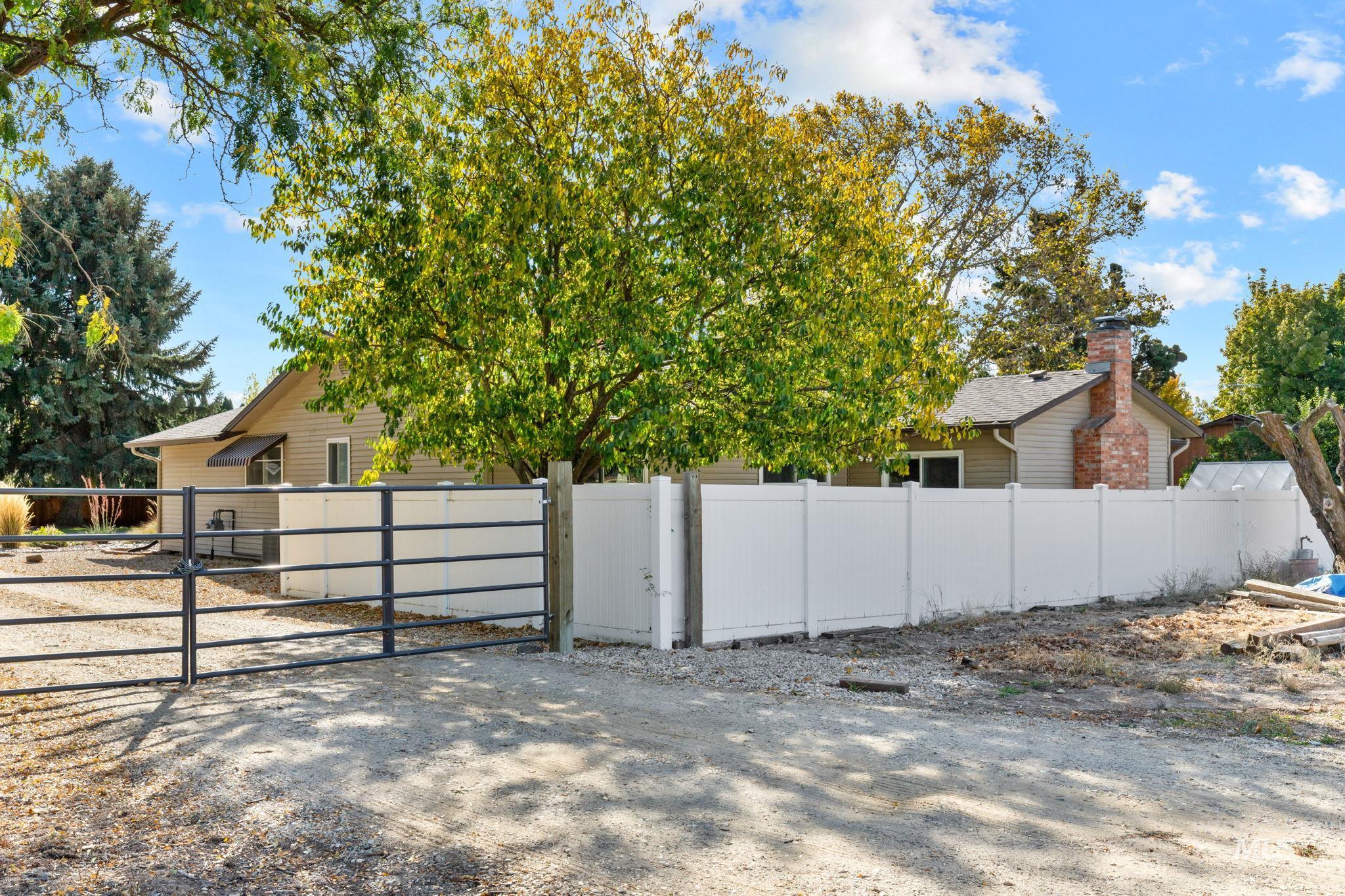 7910 W Stirrup Ave., Boise, Idaho 83709, 3 Bedrooms, 2 Bathrooms, Residential For Sale, Price $730,000,MLS 99004439