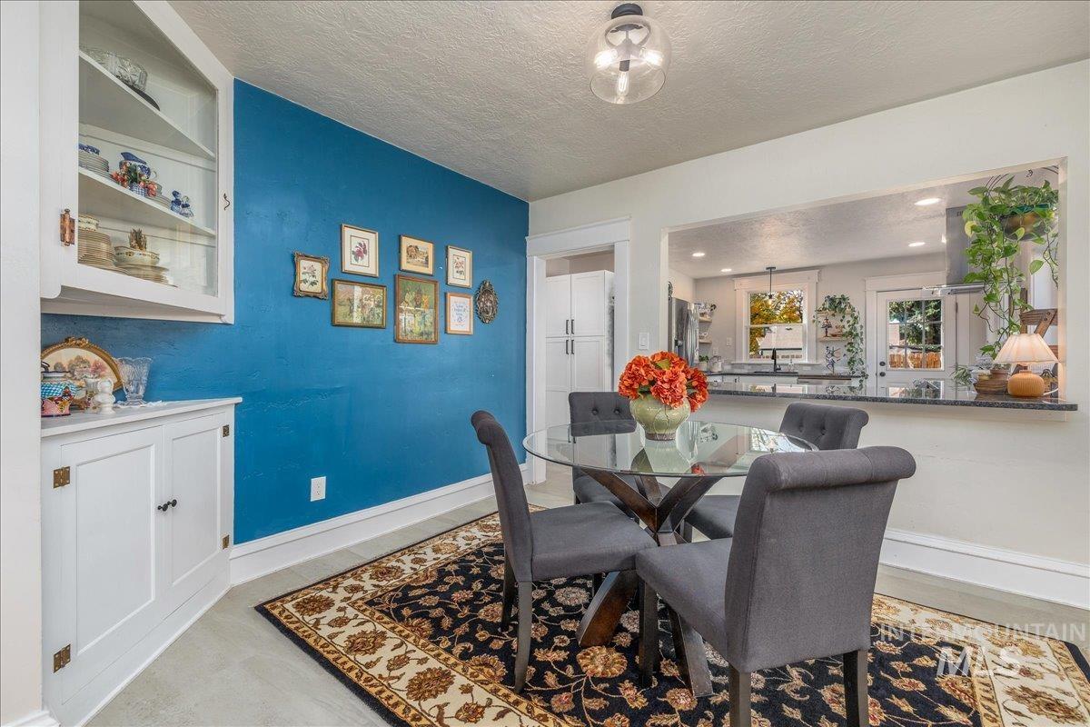 2141 N. 15th St, Boise, Idaho 83702, 3 Bedrooms, 2.5 Bathrooms, Residential For Sale, Price $950,000,MLS 99004440