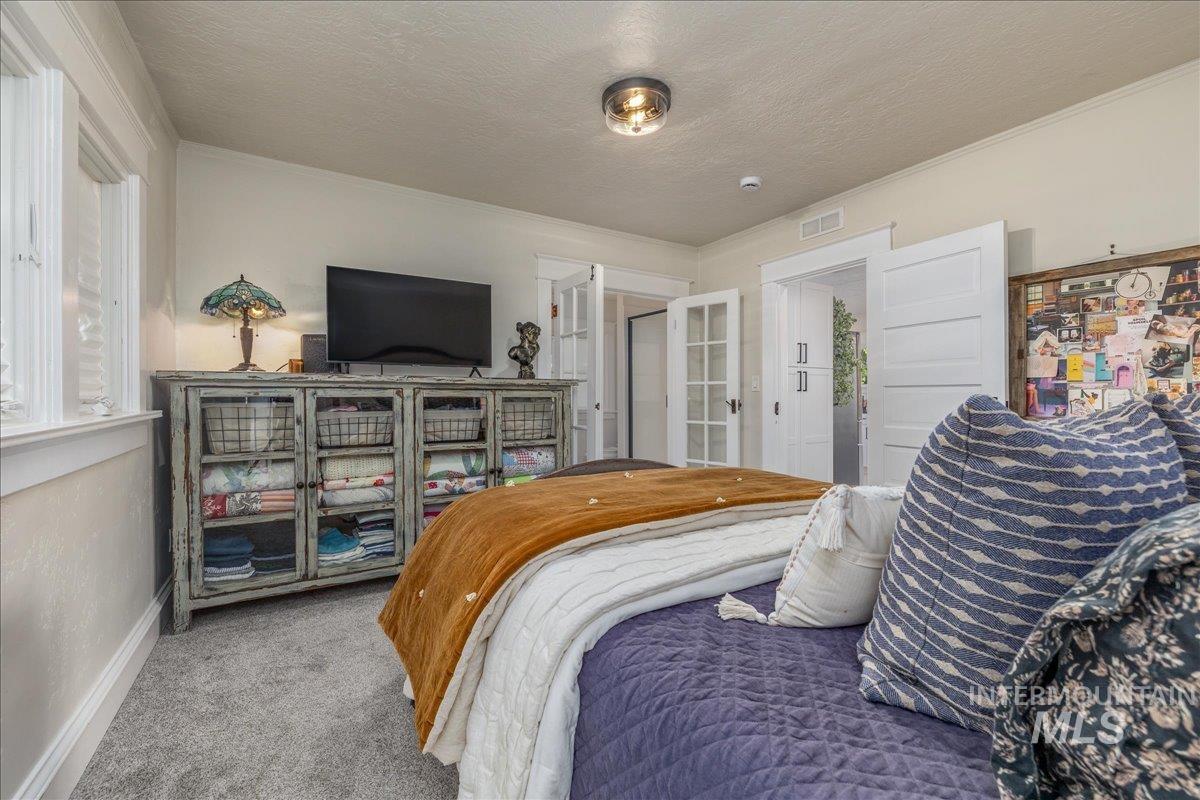 2141 N. 15th St, Boise, Idaho 83702, 3 Bedrooms, 2.5 Bathrooms, Residential For Sale, Price $950,000,MLS 99004440