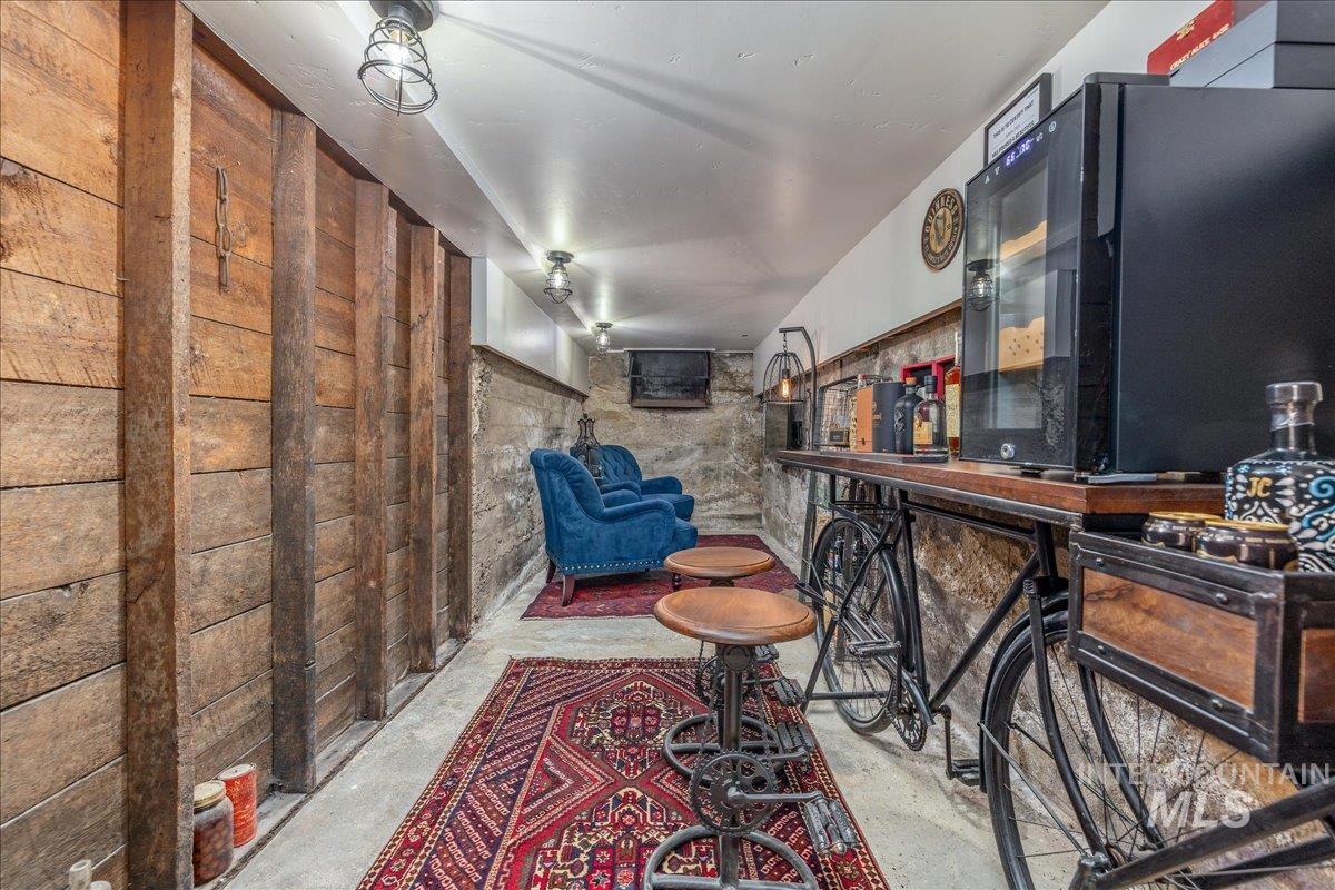 2141 N. 15th St, Boise, Idaho 83702, 3 Bedrooms, 2.5 Bathrooms, Residential For Sale, Price $950,000,MLS 99004440