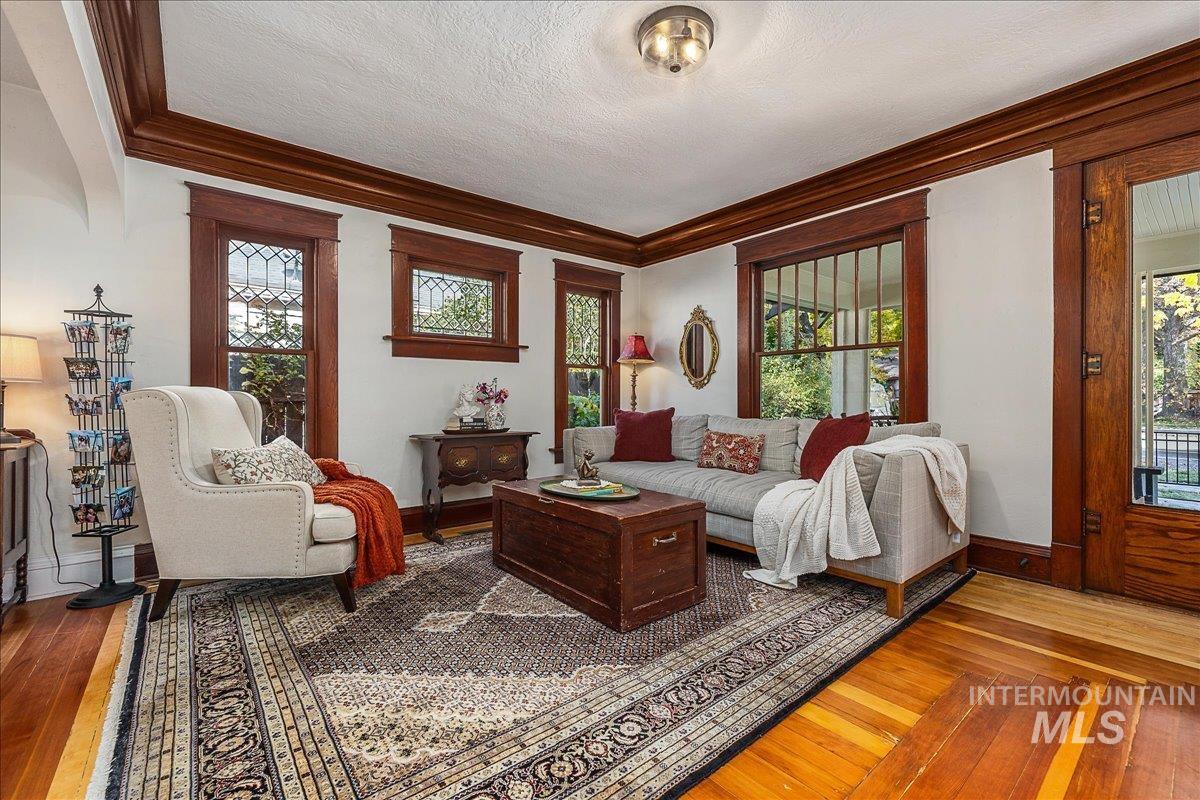 2141 N. 15th St, Boise, Idaho 83702, 3 Bedrooms, 2.5 Bathrooms, Residential For Sale, Price $950,000,MLS 99004440