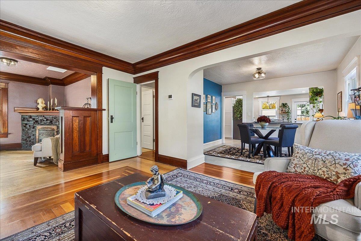 2141 N. 15th St, Boise, Idaho 83702, 3 Bedrooms, 2.5 Bathrooms, Residential For Sale, Price $950,000,MLS 99004440