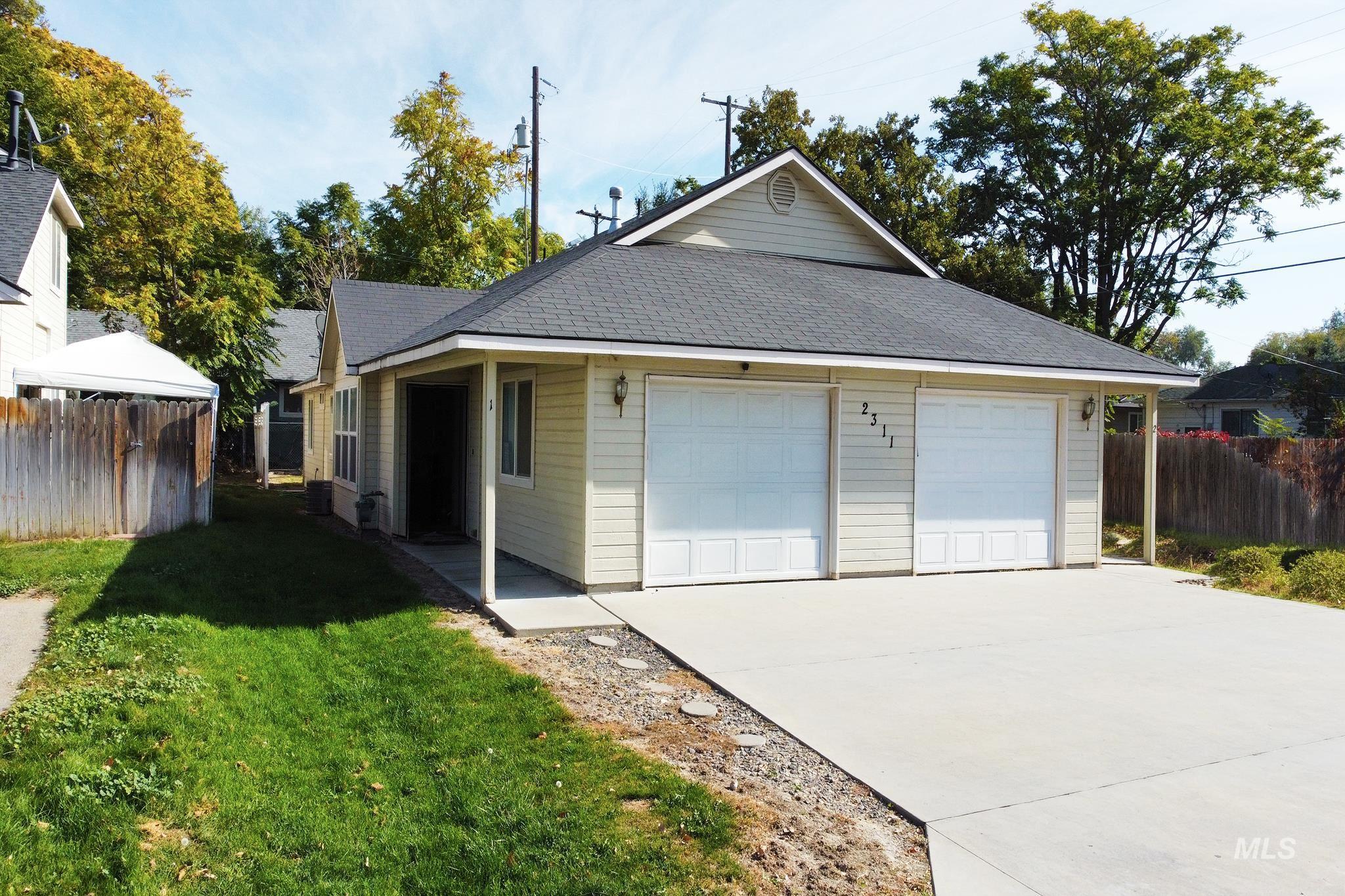 2311 S Ohio Ave, Caldwell, Idaho 83605, 2 Bedrooms, 1.5 Bathrooms, Residential Income For Sale, Price $410,000,MLS 99004444