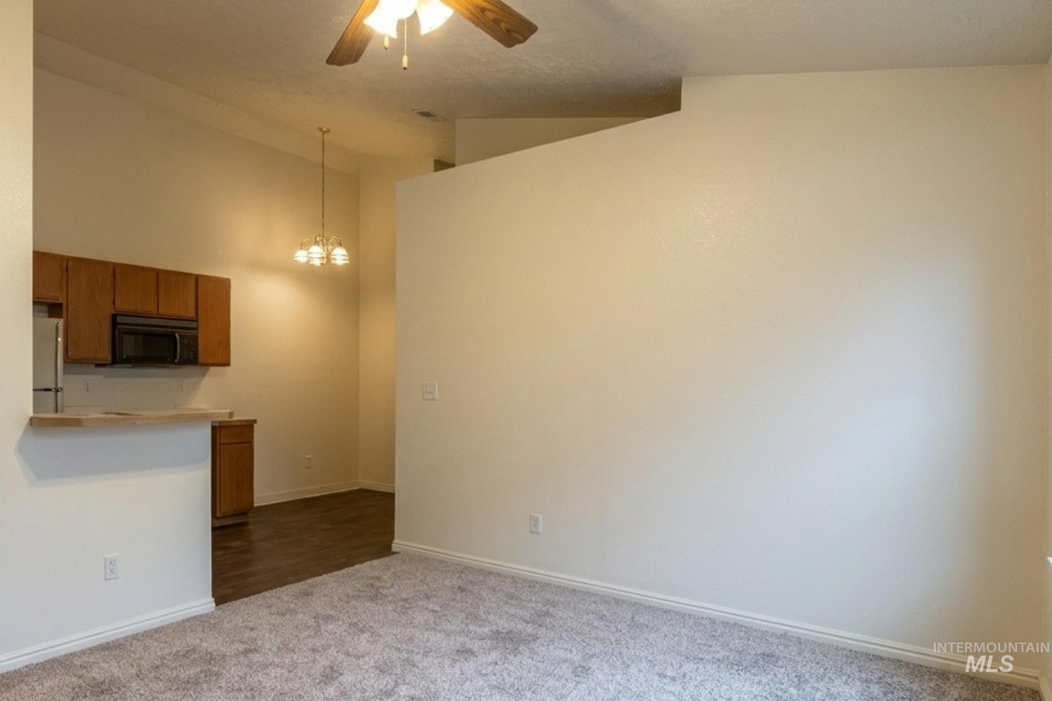 2311 S Ohio Ave, Caldwell, Idaho 83605, 2 Bedrooms, 1.5 Bathrooms, Residential Income For Sale, Price $410,000,MLS 99004444