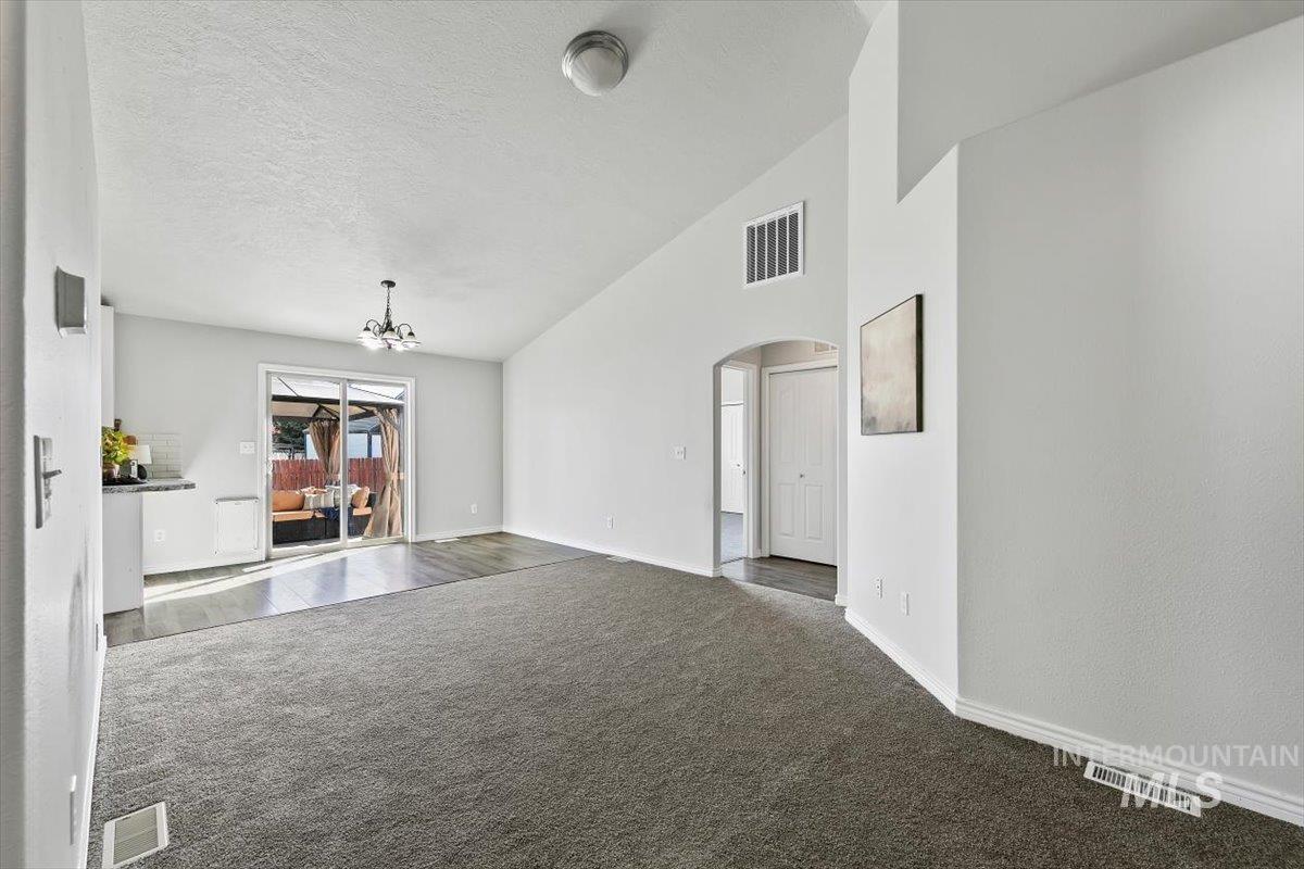 1229 W Aberdeen Ave, Nampa, Idaho 83686, 3 Bedrooms, 2 Bathrooms, Residential For Sale, Price $365,000,MLS 99004446