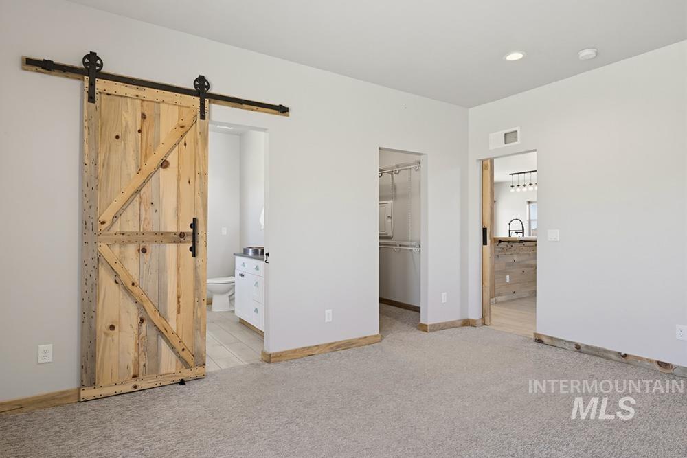 870 Desert Wind Rd, Boise, Idaho 83716, 3 Bedrooms, 2.5 Bathrooms, Residential For Sale, Price $899,900,MLS 99004450