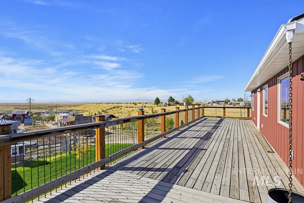 870 Desert Wind Rd, Boise, Idaho 83716, 3 Bedrooms, 2.5 Bathrooms, Residential For Sale, Price $899,900,MLS 99004450