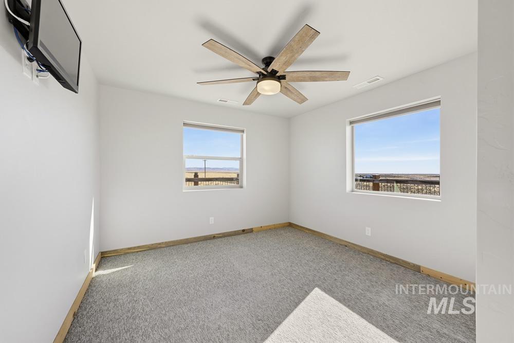 870 Desert Wind Rd, Boise, Idaho 83716, 3 Bedrooms, 2.5 Bathrooms, Residential For Sale, Price $899,900,MLS 99004450