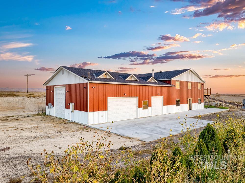 870 Desert Wind Rd, Boise, Idaho 83716, 3 Bedrooms, 2.5 Bathrooms, Residential For Sale, Price $899,900,MLS 99004450