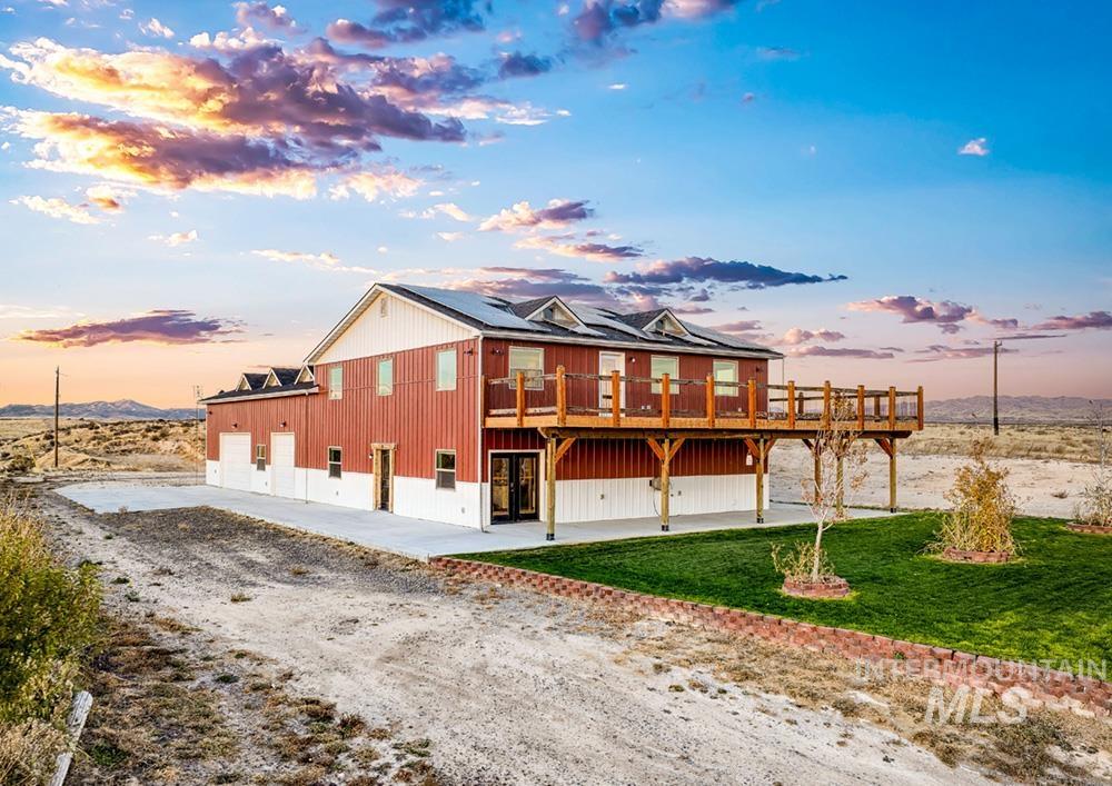 870 Desert Wind Rd, Boise, Idaho 83716, 3 Bedrooms, 2.5 Bathrooms, Residential For Sale, Price $899,900,MLS 99004450