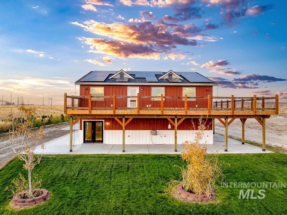 870 Desert Wind Rd, Boise, Idaho 83716, 3 Bedrooms, 2.5 Bathrooms, Residential For Sale, Price $899,900,MLS 99004450