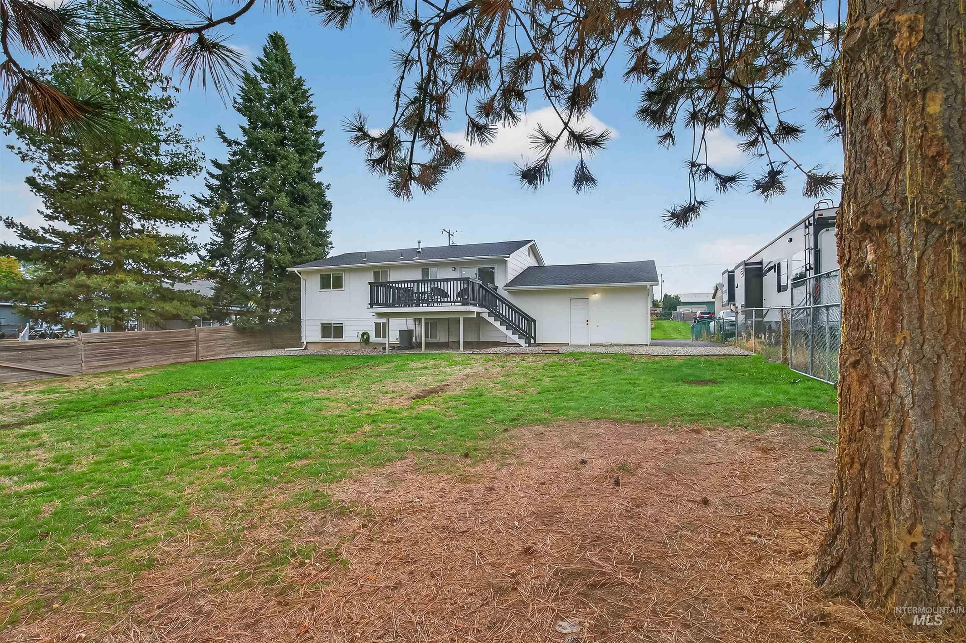 1715 Cedar Drive, Lewiston, Idaho 83501, 4 Bedrooms, 2 Bathrooms, Residential For Sale, Price $495,000,MLS 99004454