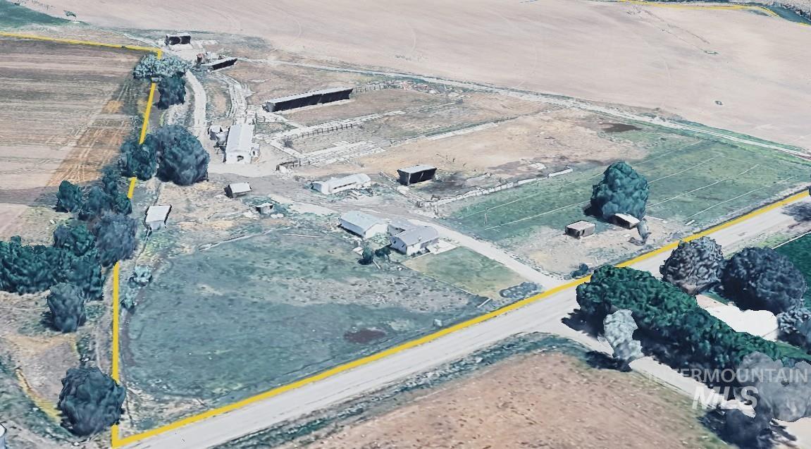 798 W 720 N, Shoshone, Idaho 83352, 6 Bedrooms, 2 Bathrooms, Farm & Ranch For Sale, Price $4,450,000,MLS 99004455