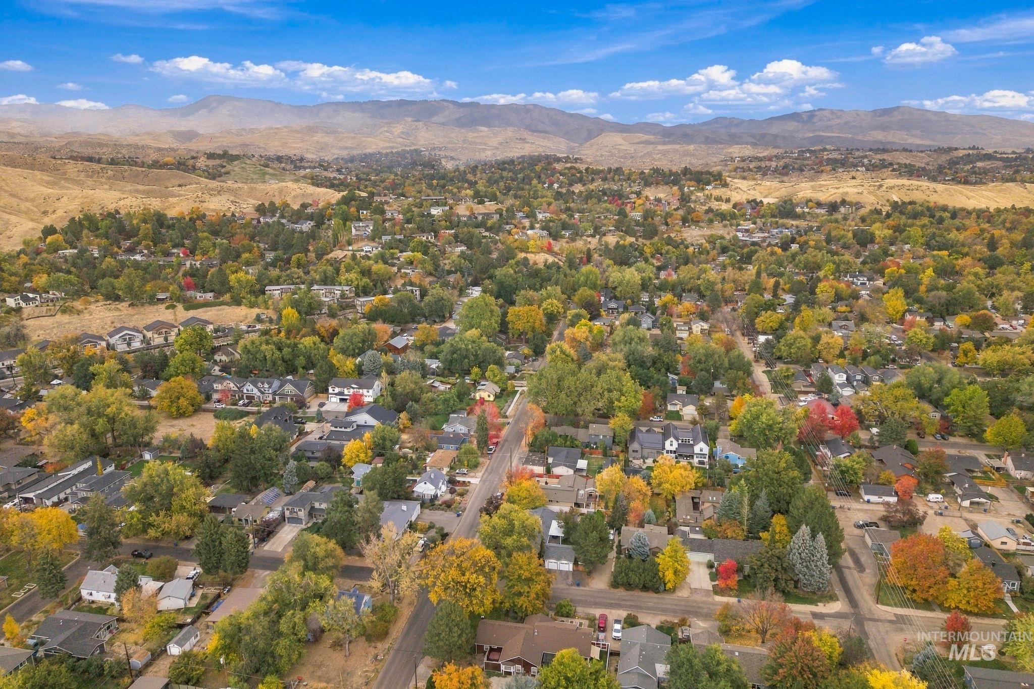 2213 N 26th St, Boise, Idaho 83702, 3 Bedrooms, 2 Bathrooms, Residential For Sale, Price $665,000,MLS 99004457