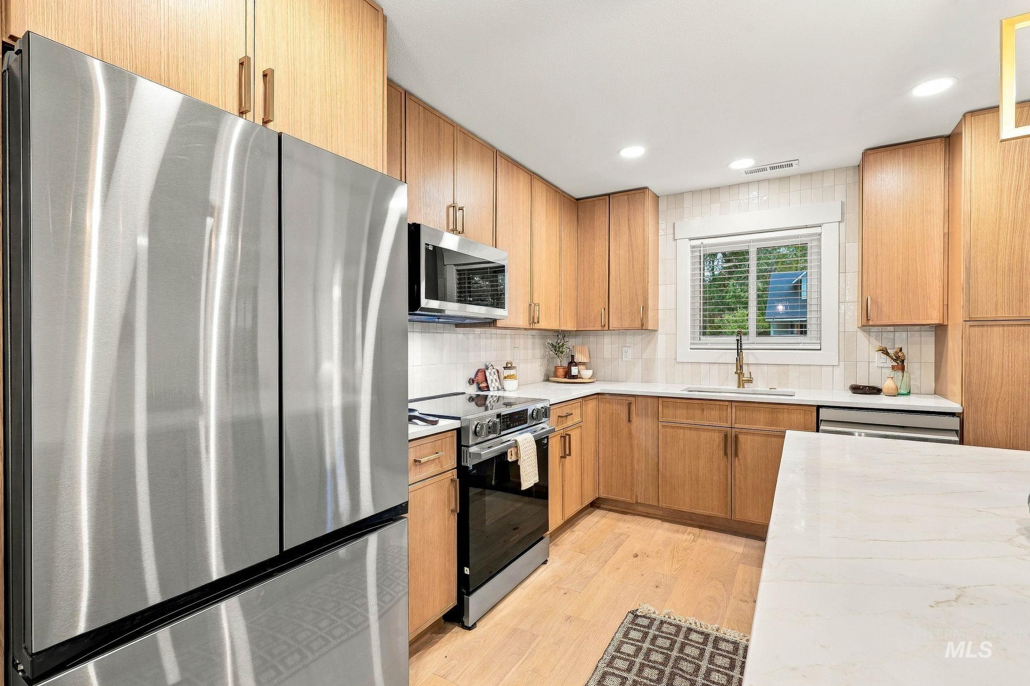 2213 N 26th St, Boise, Idaho 83702, 3 Bedrooms, 2 Bathrooms, Residential For Sale, Price $665,000,MLS 99004457