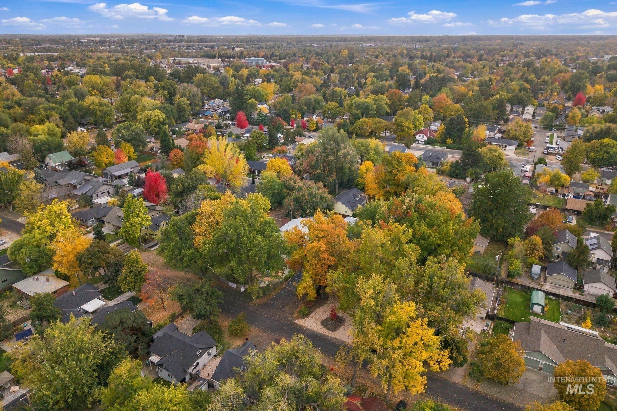 2213 N 26th St, Boise, Idaho 83702, 3 Bedrooms, 2 Bathrooms, Residential For Sale, Price $665,000,MLS 99004457