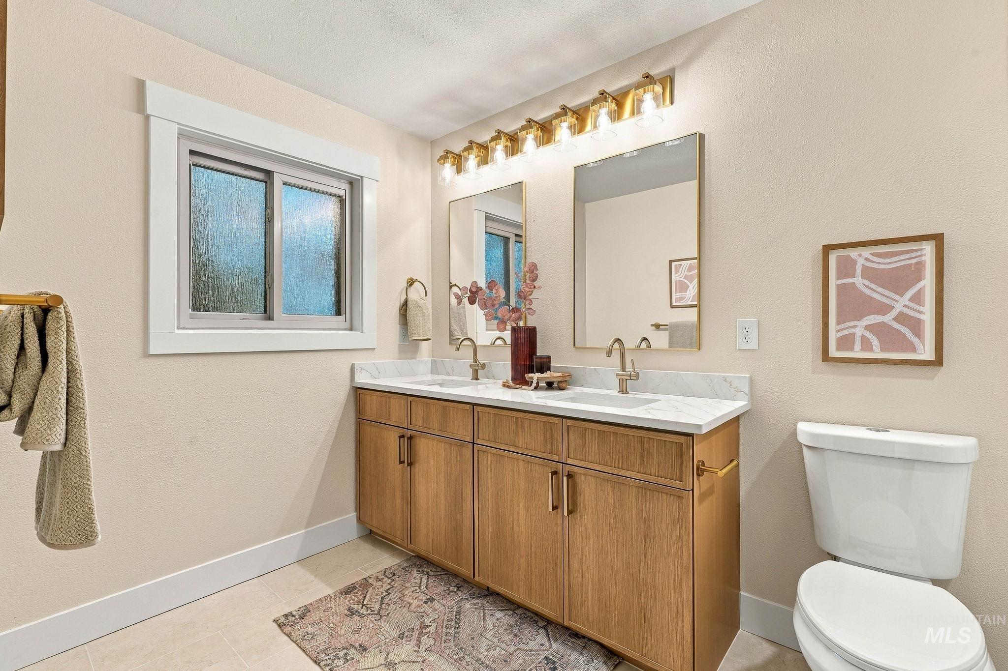 2213 N 26th St, Boise, Idaho 83702, 3 Bedrooms, 2 Bathrooms, Residential For Sale, Price $665,000,MLS 99004457