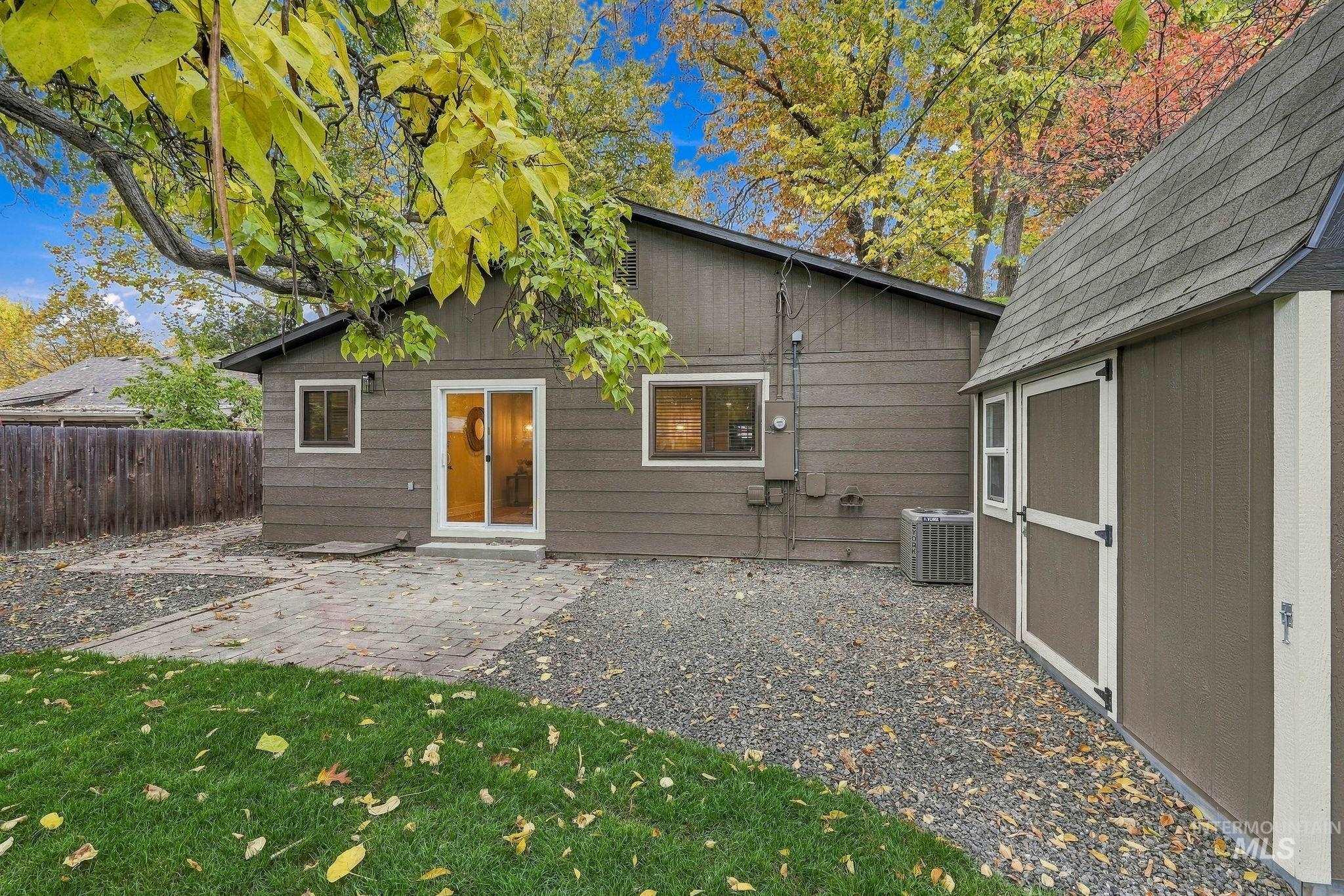 2213 N 26th St, Boise, Idaho 83702, 3 Bedrooms, 2 Bathrooms, Residential For Sale, Price $665,000,MLS 99004457