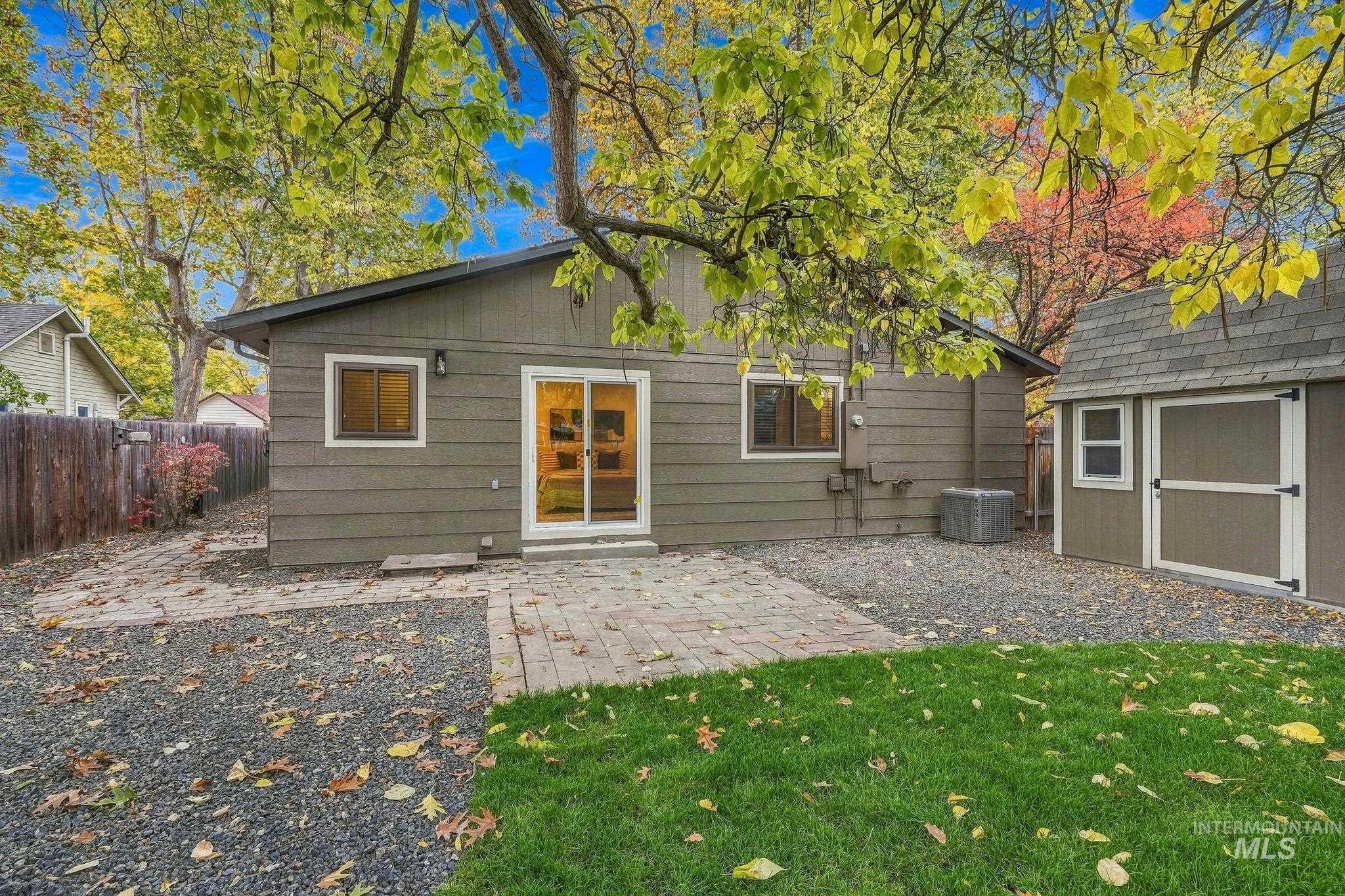 2213 N 26th St, Boise, Idaho 83702, 3 Bedrooms, 2 Bathrooms, Residential For Sale, Price $665,000,MLS 99004457