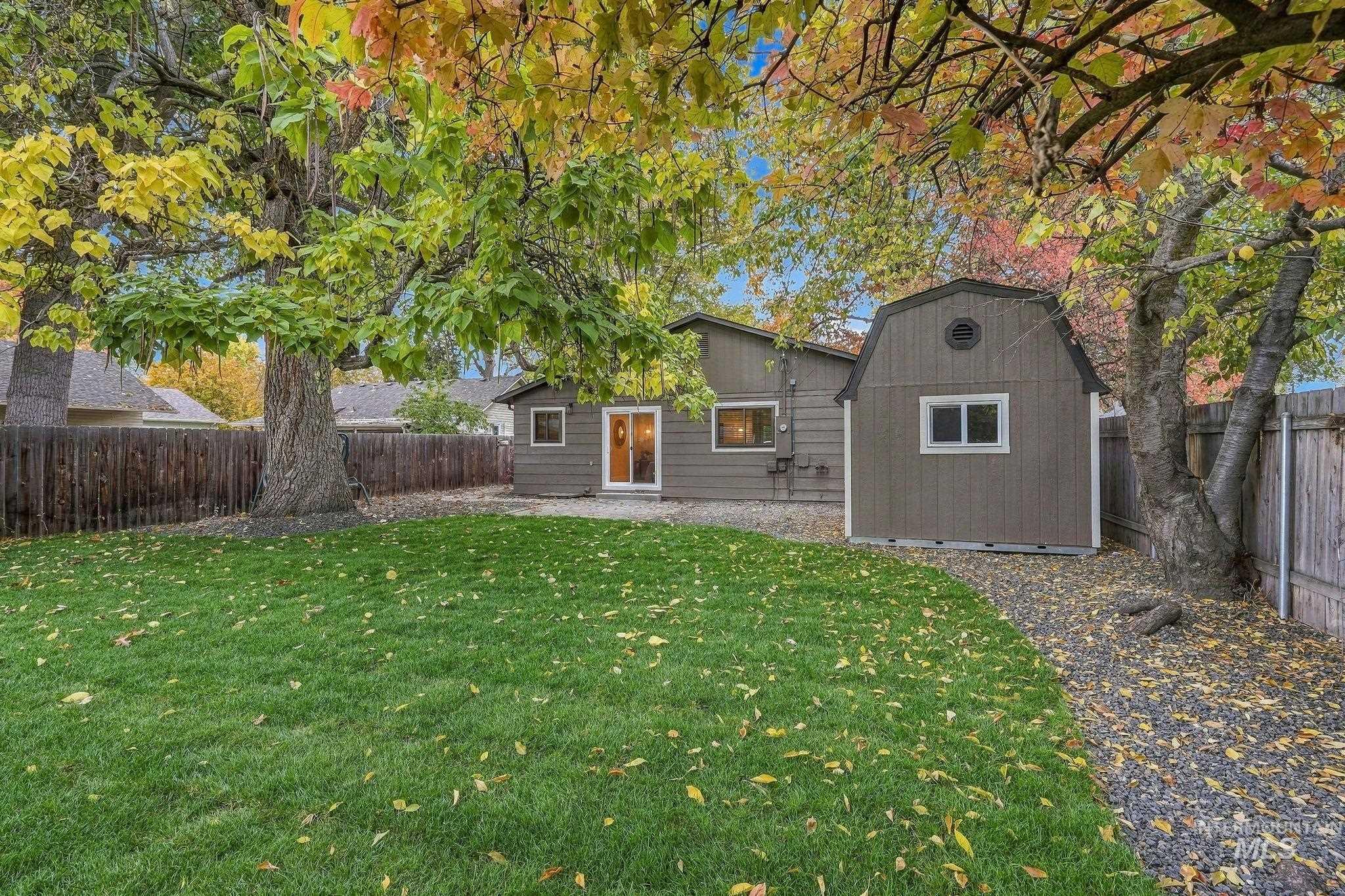 2213 N 26th St, Boise, Idaho 83702, 3 Bedrooms, 2 Bathrooms, Residential For Sale, Price $665,000,MLS 99004457