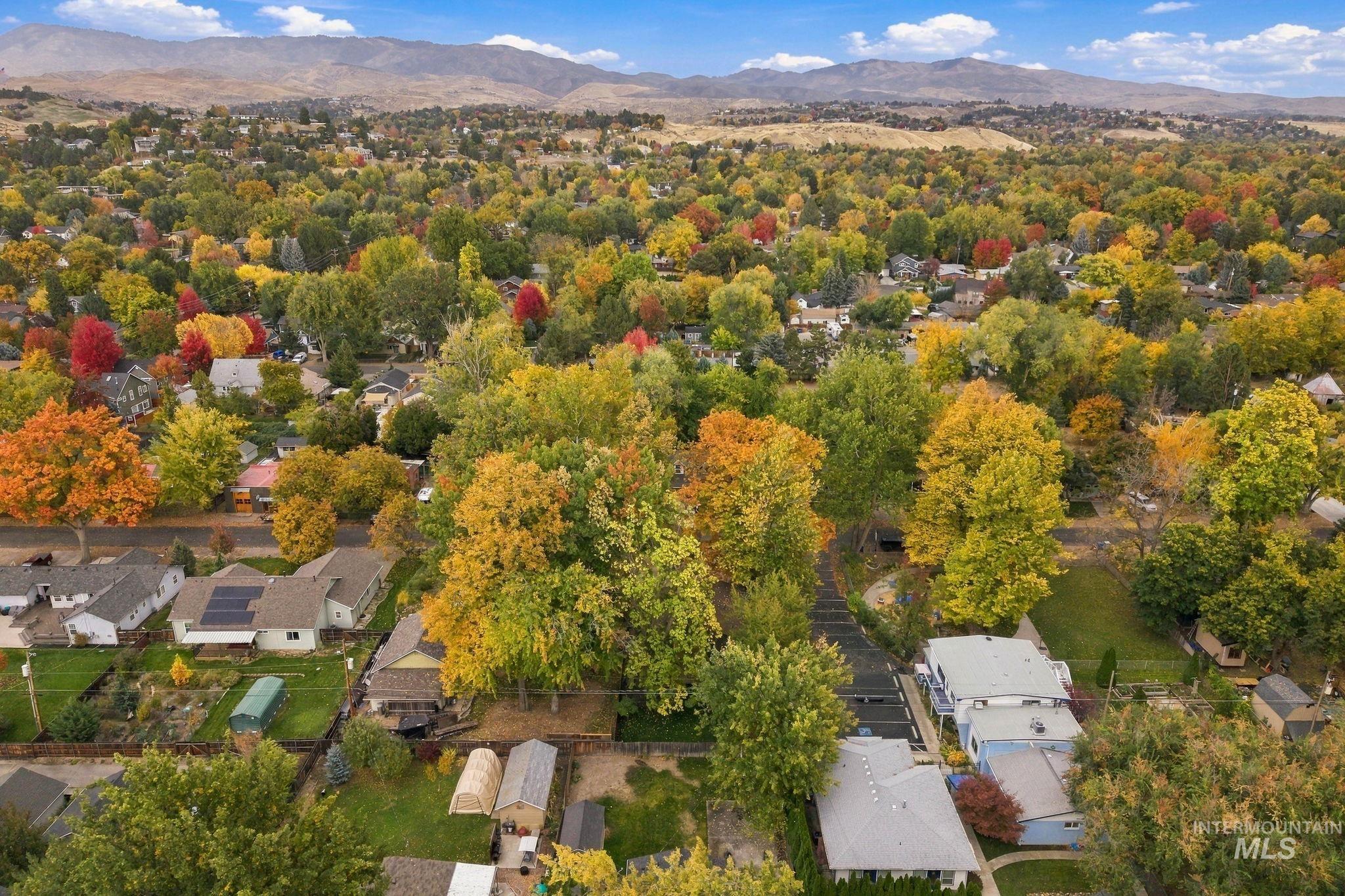 2213 N 26th St, Boise, Idaho 83702, 3 Bedrooms, 2 Bathrooms, Residential For Sale, Price $665,000,MLS 99004457