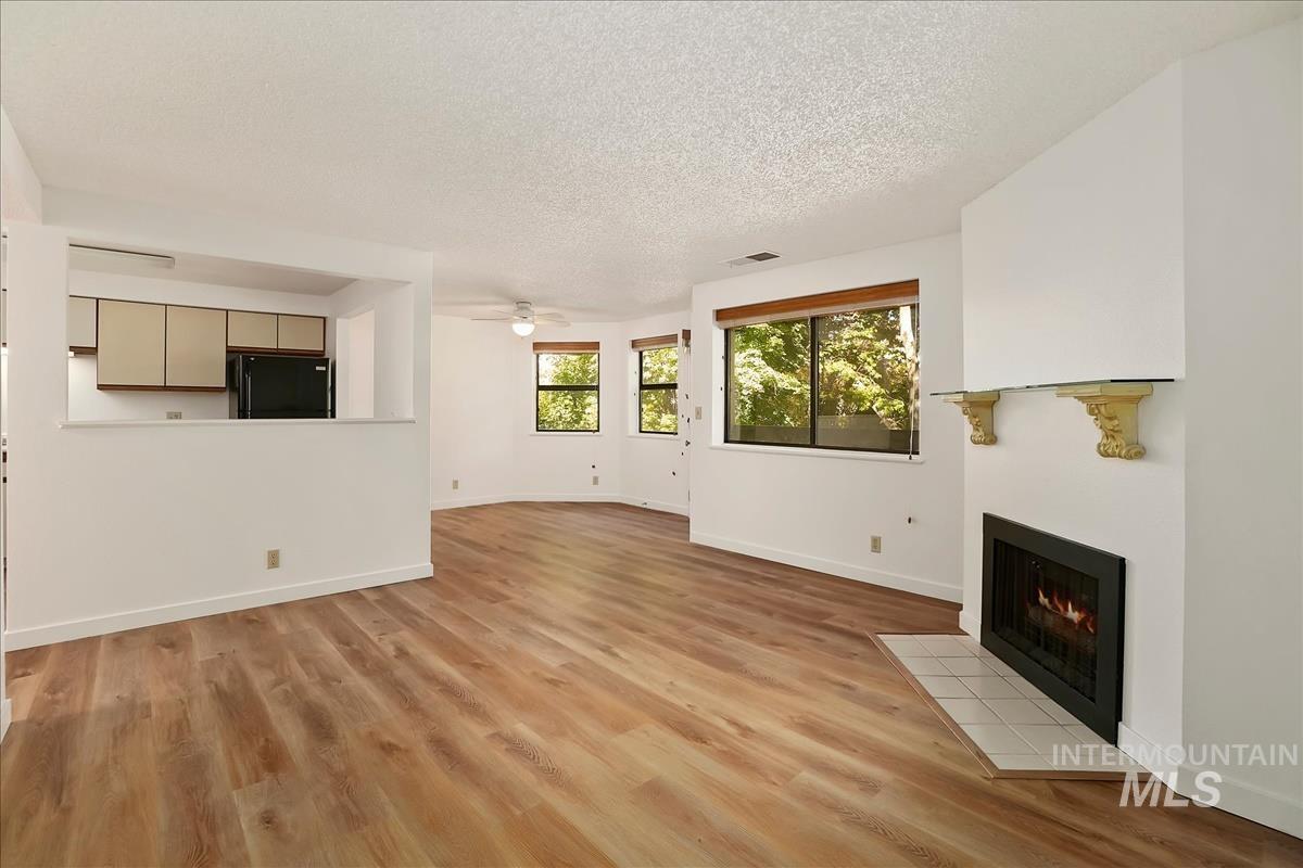 3719 S Gekeler Ln, Boise, Idaho 83706, 2 Bedrooms, 2 Bathrooms, Residential For Sale, Price $292,900,MLS 99004458