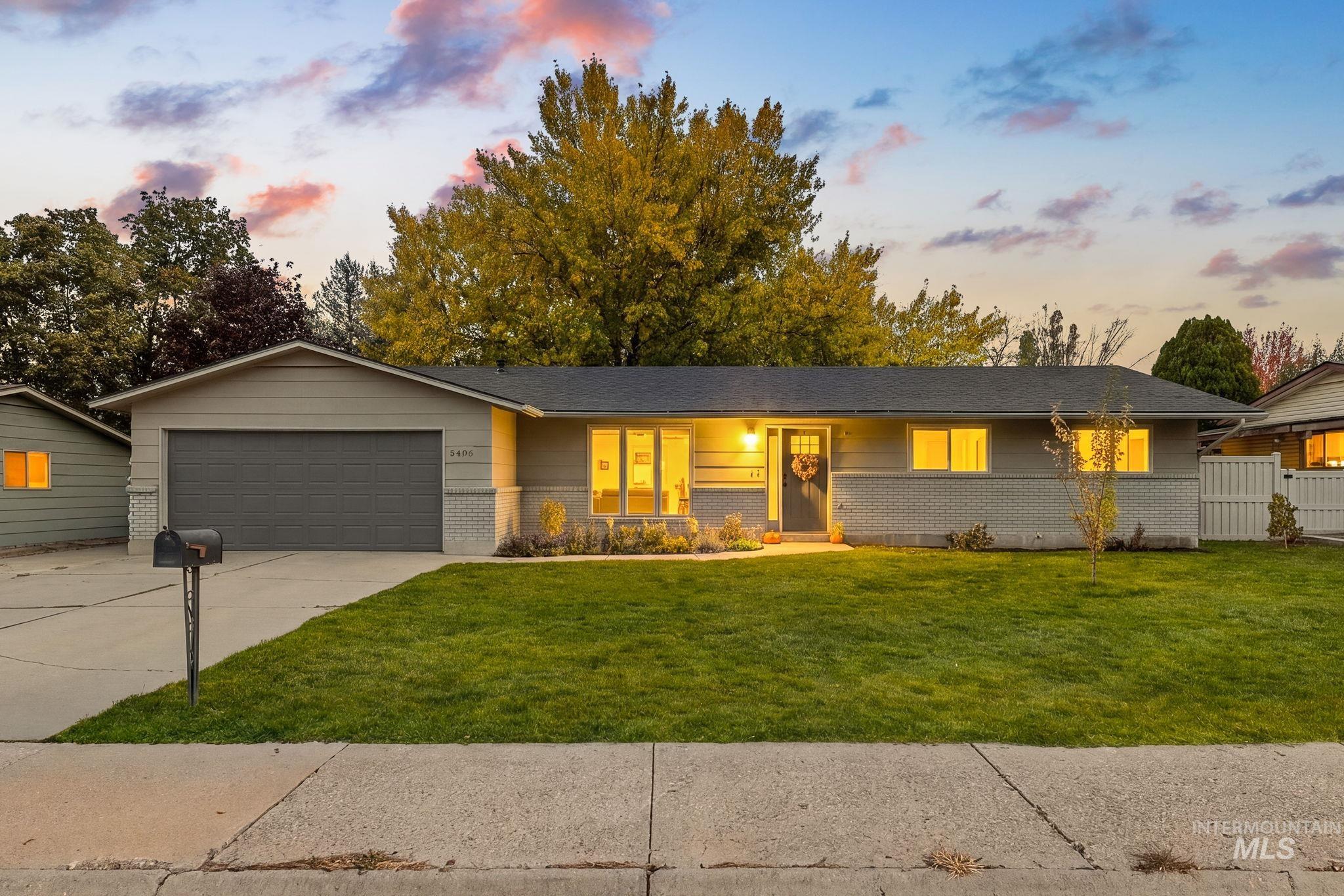 5406 N Mitchell St, Boise, Idaho 83704, 4 Bedrooms, 2 Bathrooms, Residential For Sale, Price $499,000,MLS 99004459