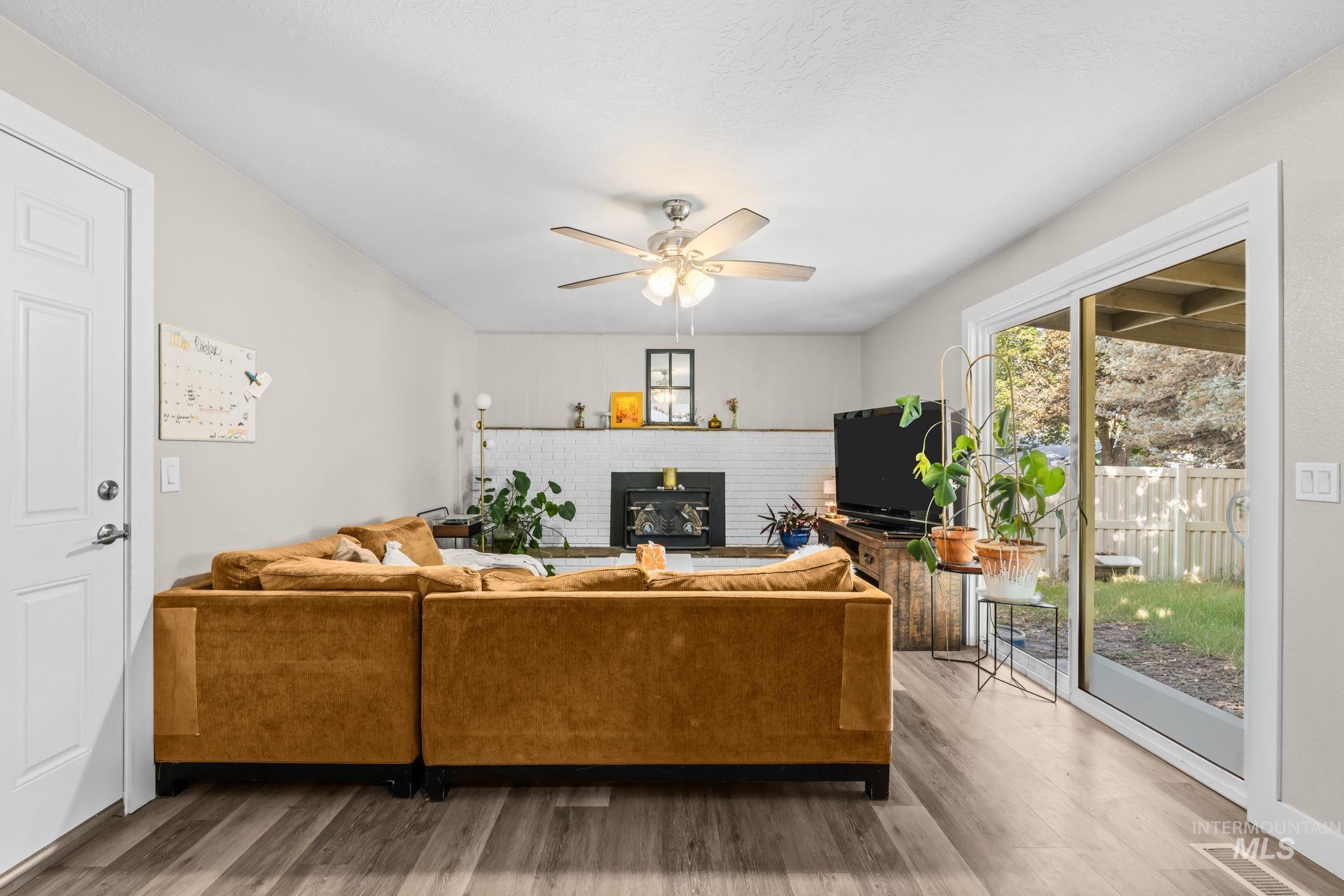 5406 N Mitchell St, Boise, Idaho 83704, 4 Bedrooms, 2 Bathrooms, Residential For Sale, Price $499,000,MLS 99004459