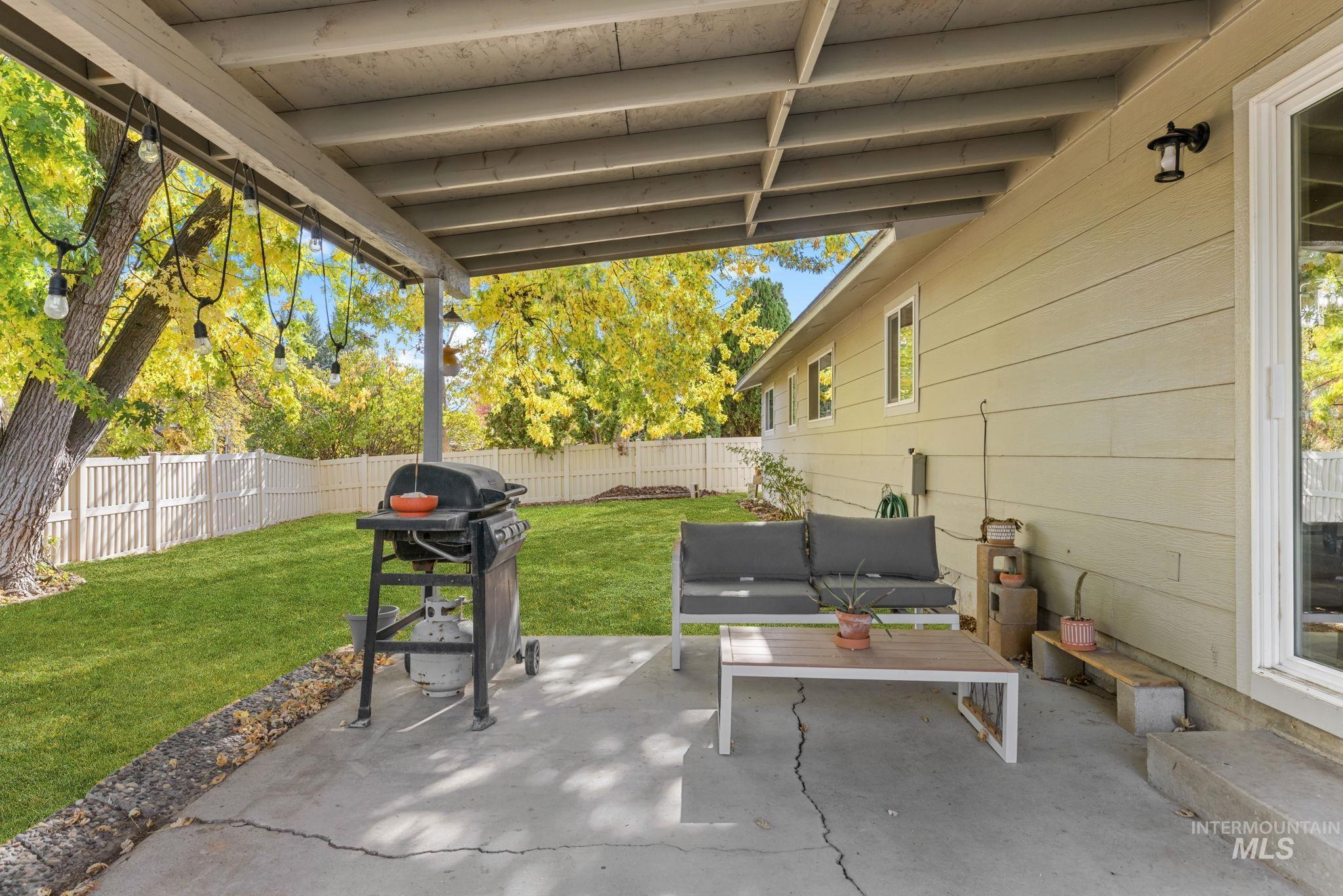5406 N Mitchell St, Boise, Idaho 83704, 4 Bedrooms, 2 Bathrooms, Residential For Sale, Price $499,000,MLS 99004459