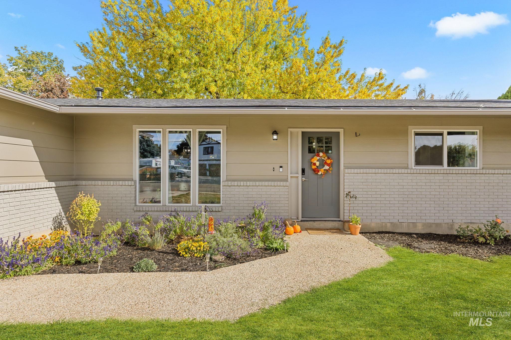 5406 N Mitchell St, Boise, Idaho 83704, 4 Bedrooms, 2 Bathrooms, Residential For Sale, Price $499,000,MLS 99004459