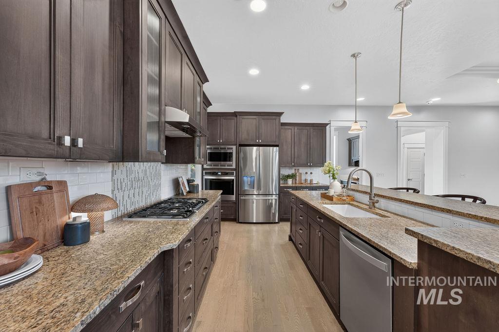 5149 N Clooney Ave., Meridian, Idaho 83646, 3 Bedrooms, 2.5 Bathrooms, Residential For Sale, Price $728,000,MLS 99004462