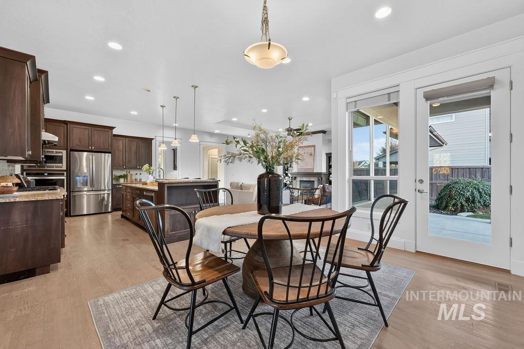 5149 N Clooney Ave., Meridian, Idaho 83646, 3 Bedrooms, 2.5 Bathrooms, Residential For Sale, Price $728,000,MLS 99004462