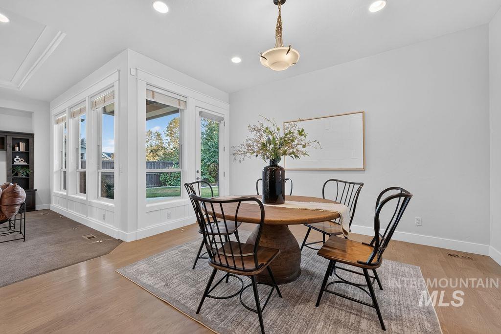 5149 N Clooney Ave., Meridian, Idaho 83646, 3 Bedrooms, 2.5 Bathrooms, Residential For Sale, Price $728,000,MLS 99004462