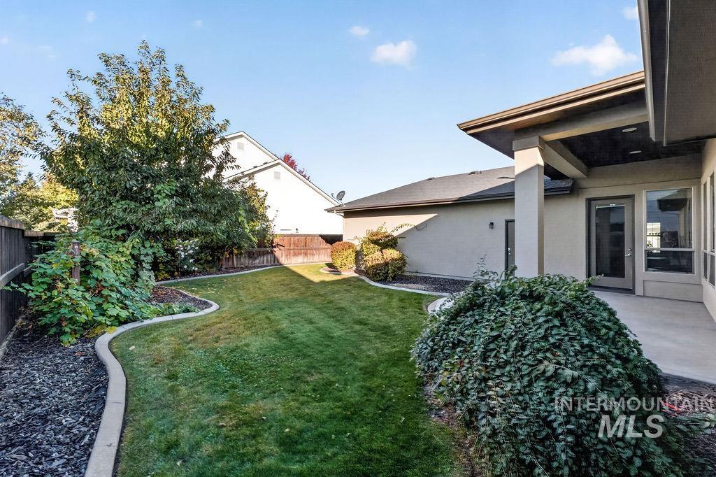 5149 N Clooney Ave., Meridian, Idaho 83646, 3 Bedrooms, 2.5 Bathrooms, Residential For Sale, Price $728,000,MLS 99004462