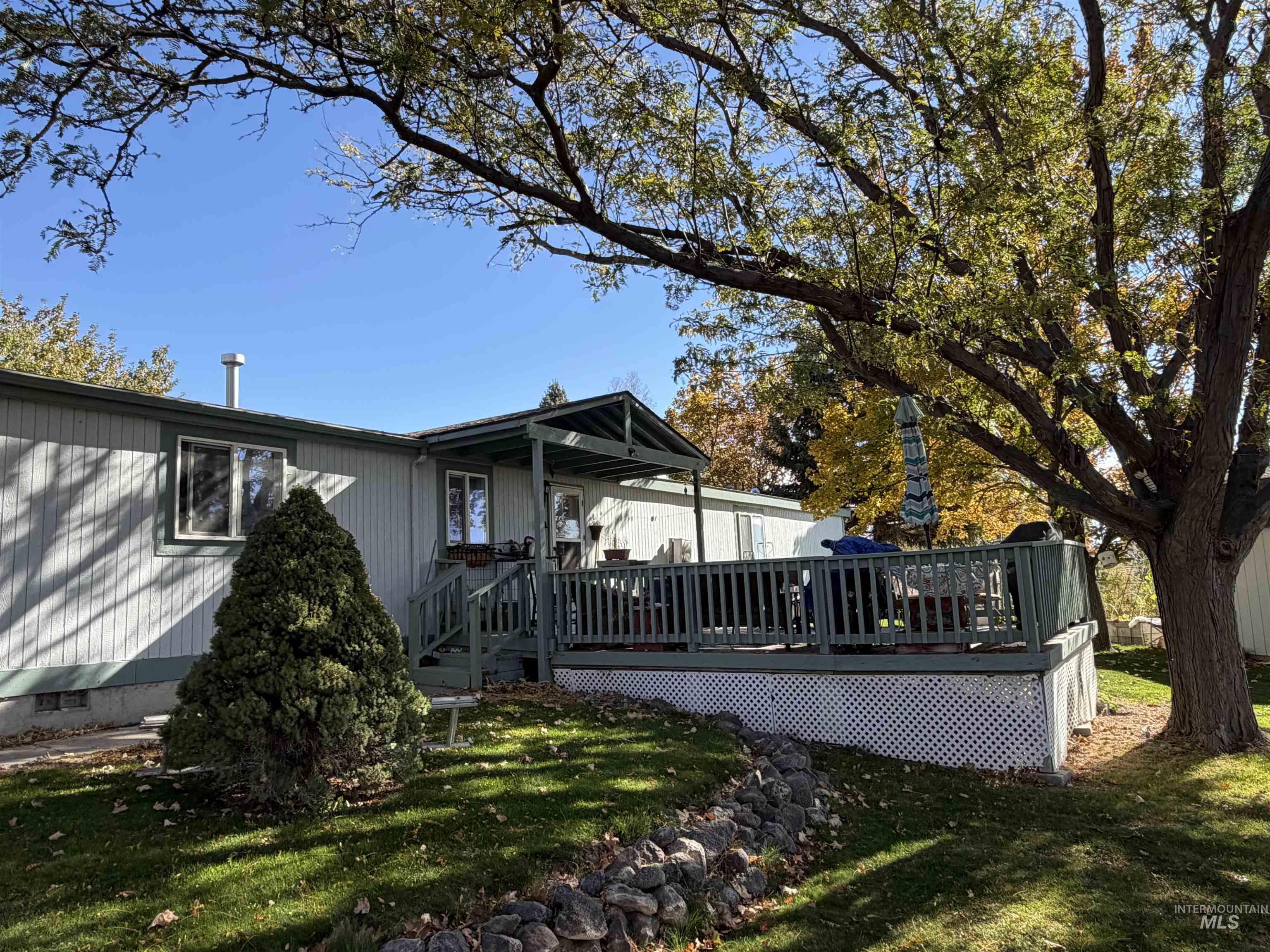 910 Moon Glo Rd., Buhl, Idaho 83316, 3 Bedrooms, 2 Bathrooms, Residential For Sale, Price $172,000, 99004463