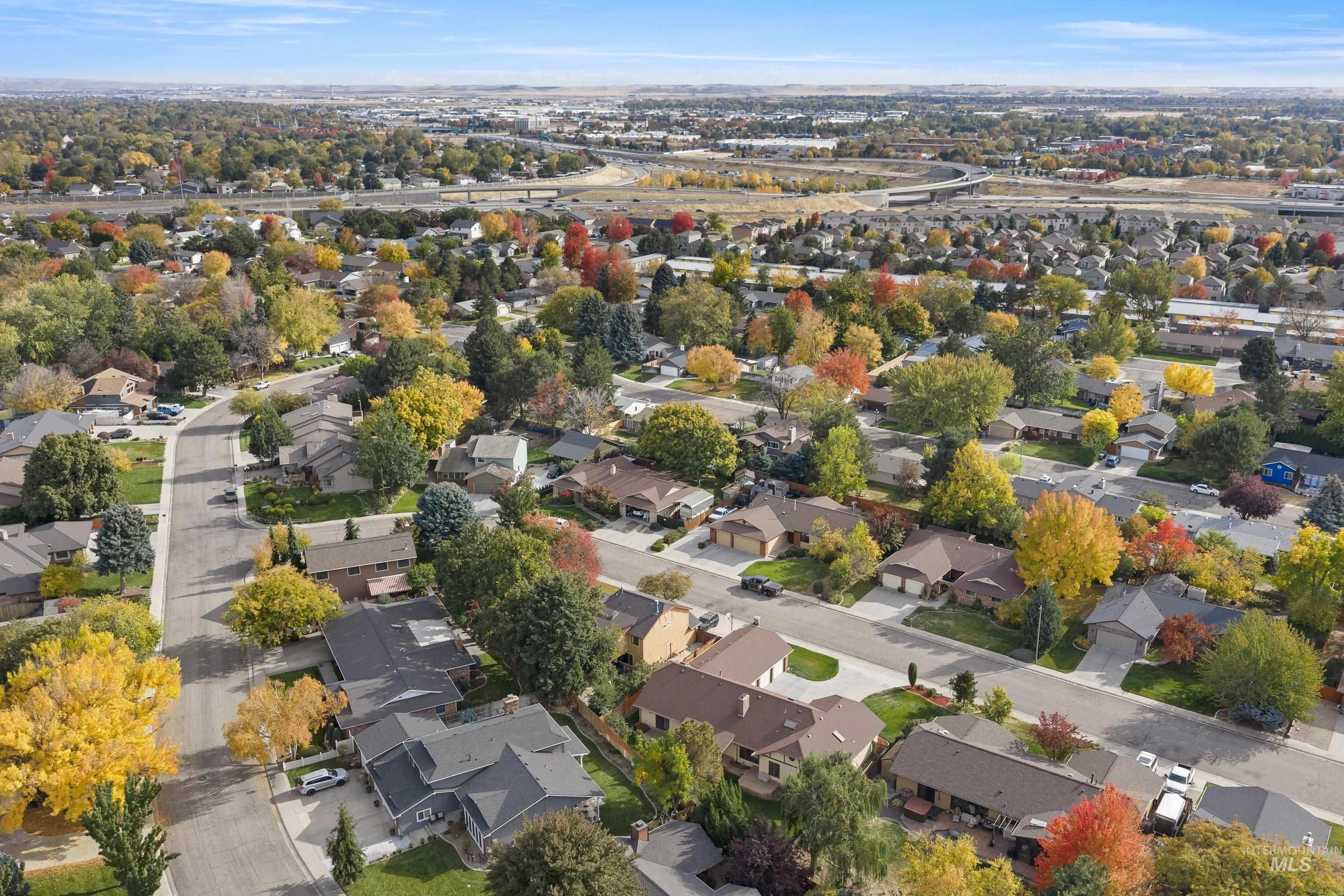 8844 W Brookview Drive, Boise, Idaho 83709, 4 Bedrooms, 3.5 Bathrooms, Residential For Sale, Price $625,000,MLS 99004464