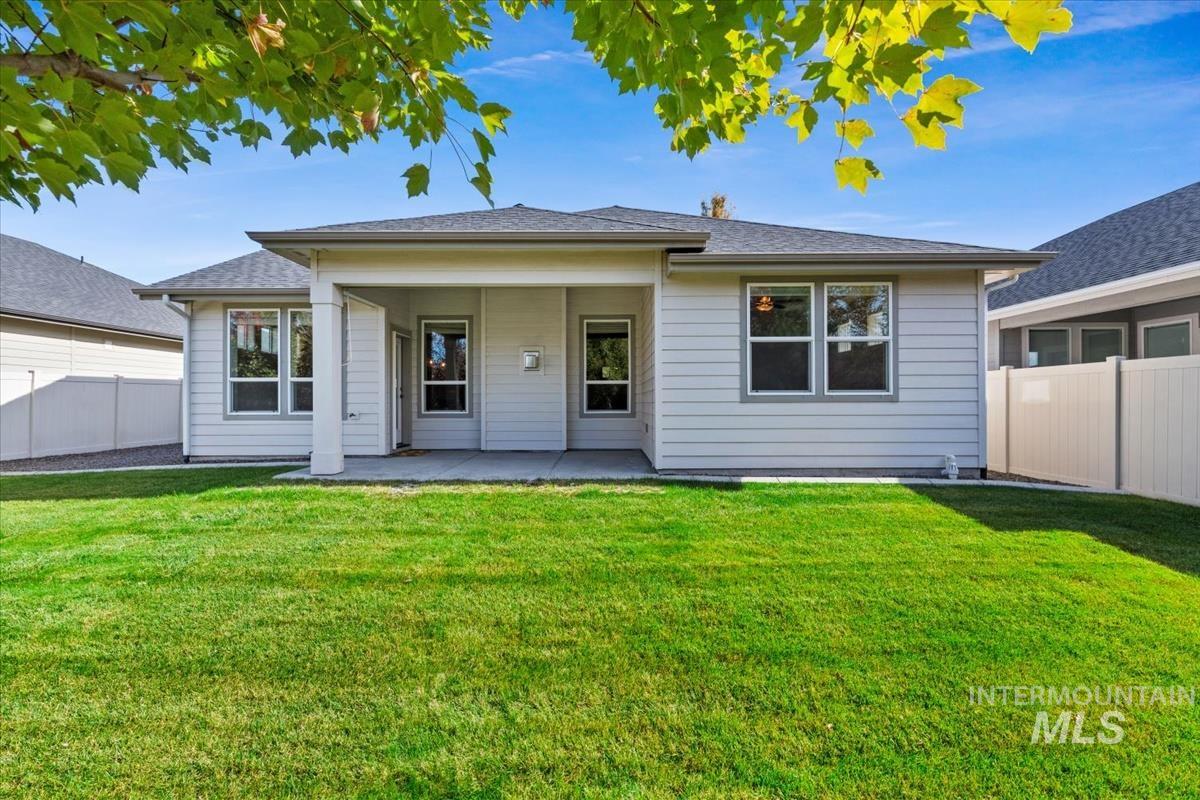 3303 S Saxony Ave, Eagle, Idaho 83616, 3 Bedrooms, 2 Bathrooms, Residential For Sale, Price $615,000,MLS 99004465